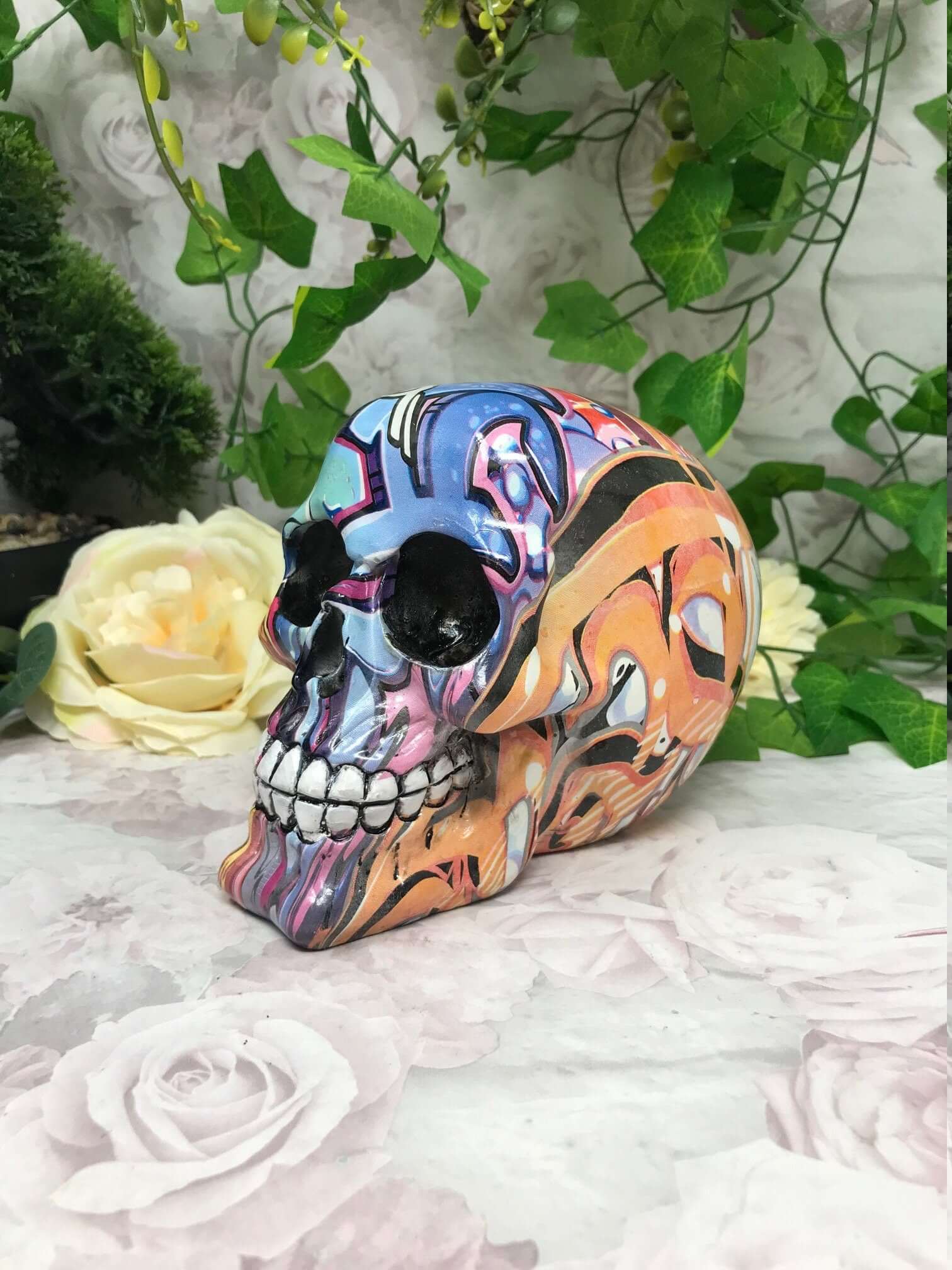 Novelty Graffiti Skull Ornament Figure Skulls Collection Sculpture Home Decoration Gothic Decor-Osiris Craftworks