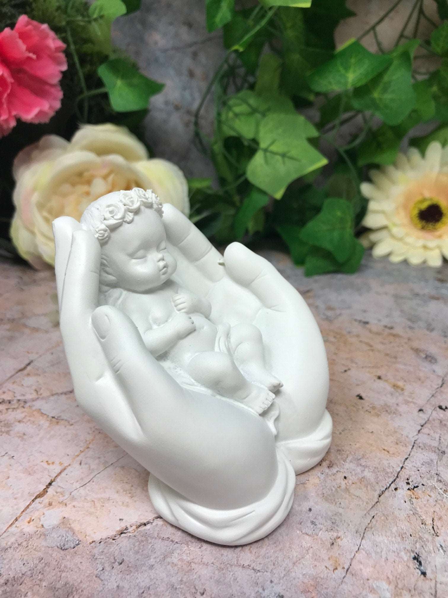 Beautiful Baby Resting in Hand Angel Cherub Ornament Mothers Grandma Gift-Osiris Craftworks