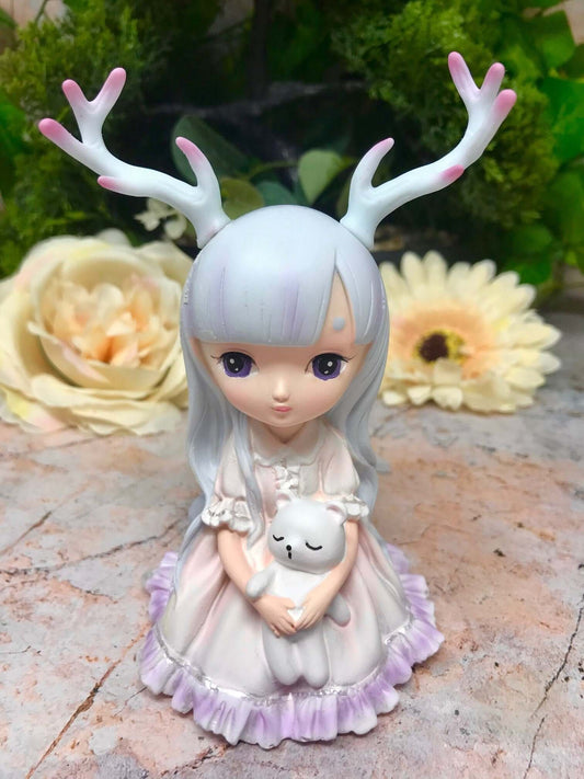 Entzückende Fabelwesen Mädchen mit Bär Skulptur Faun Figur Fantasy Kinder der Wald Sammlung