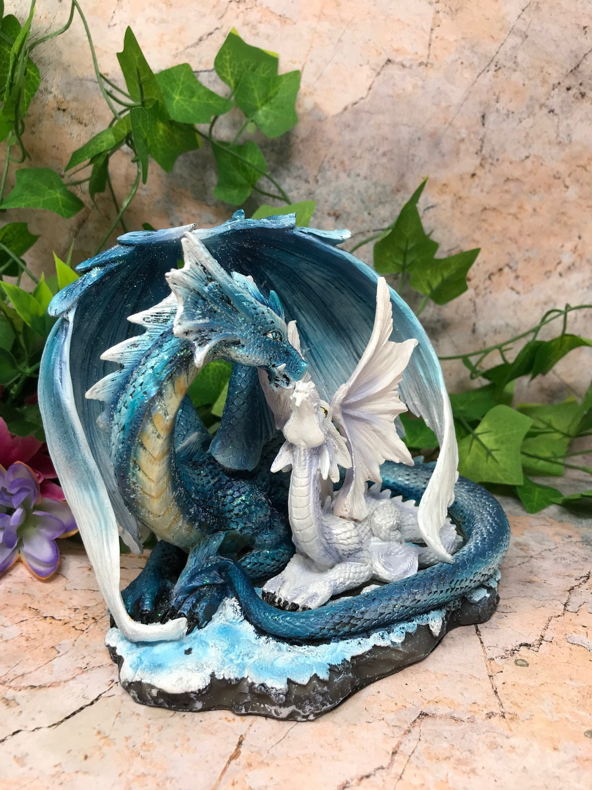 Dragon Fantasy Statue Mythical Sculpture Figurine Gift dragon-fantasy-statue-mythical-sculpture-figurine-gift