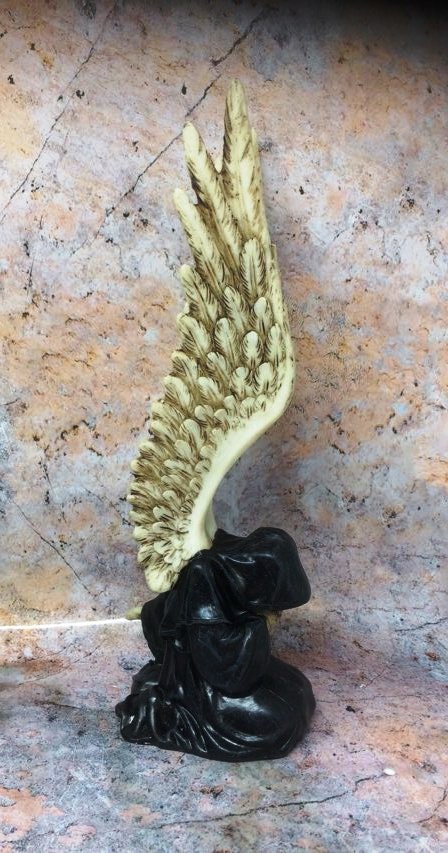 Dark Gothic Fallen Angel of Death Sculpture Mythical Occult Grim Reaper Statue Ornament 25 cm-Osiris Craftworks