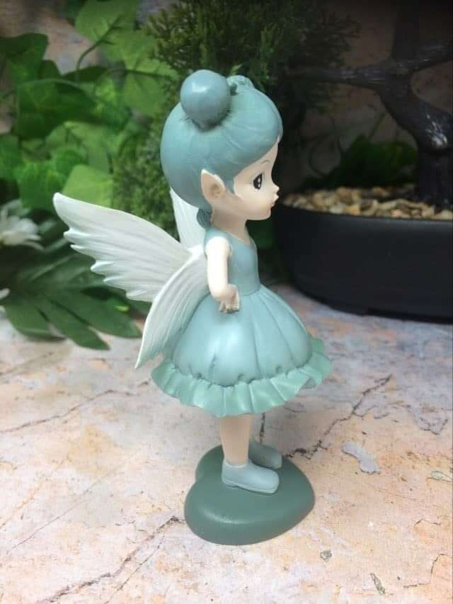 Adorable Angel Sculpture Fairies and Angels Collection Figurine Fantasy Green Fairy-Osiris Craftworks