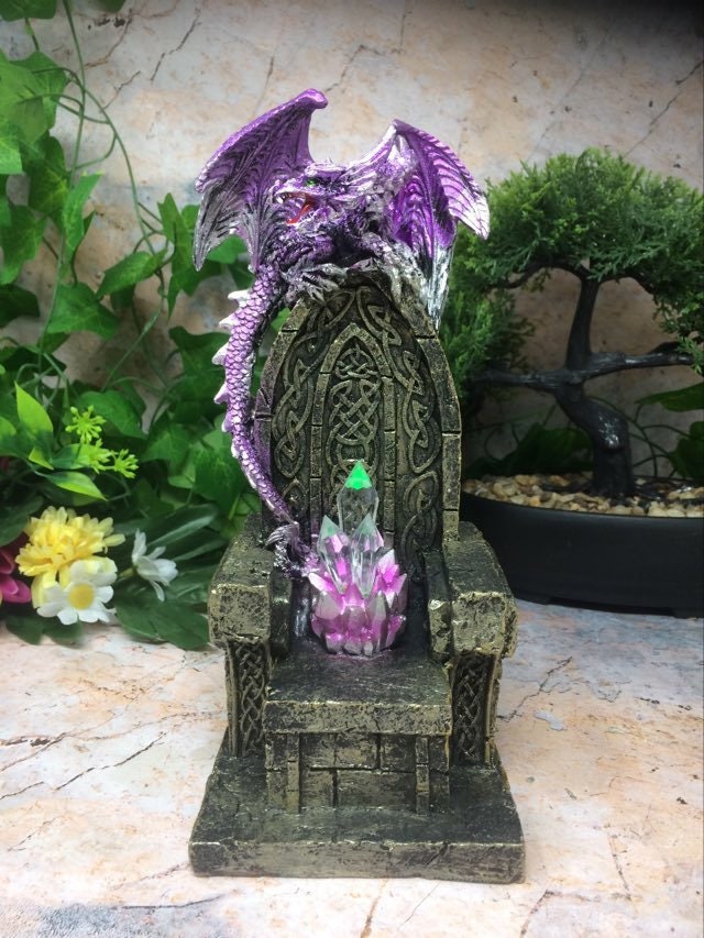 Dragon Guarding Crystal Cavern Purple Colour Changing LED Light Up Geode Rock Lamp Crystal Fantasy Hand Made from Quality Designer Resin-Osiris Craftworks