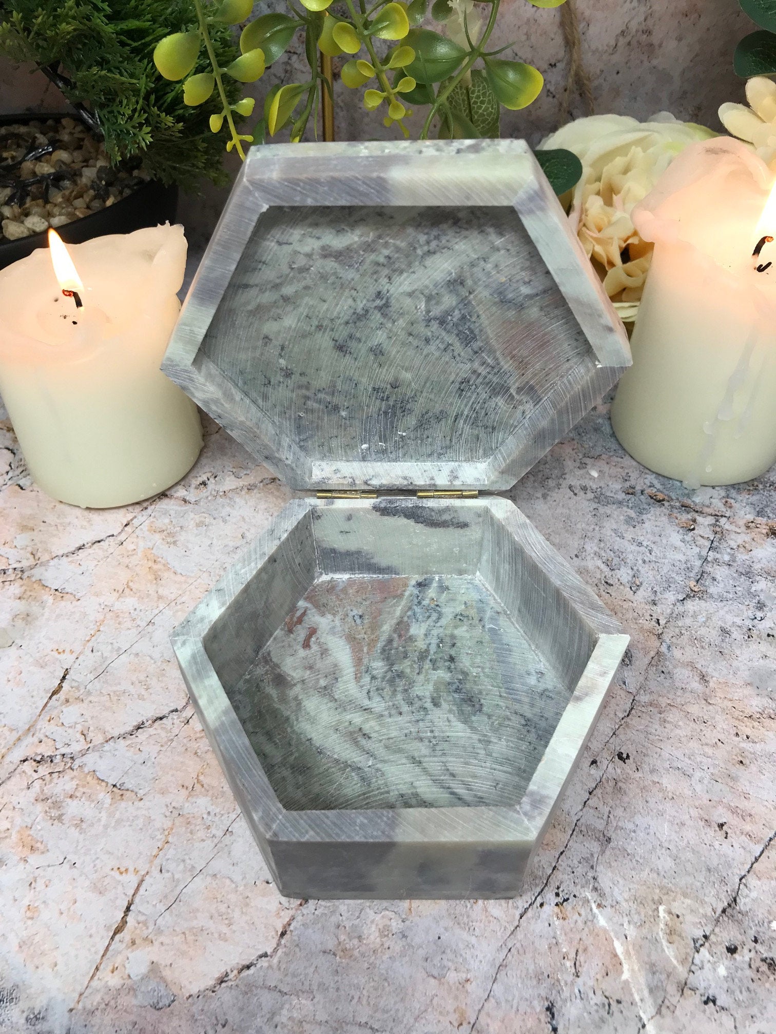 Graceful Soapstone Chakra Box Altar Decoration - Enhance Serenity with Reiki Healing Powers-Osiris Craftworks