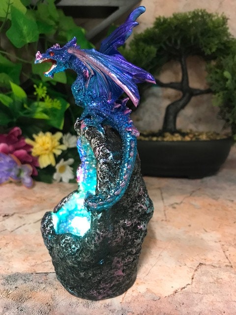 Blue Dragon Guardian of Geode Sculpture Statue Ornament with LED Light Dragons Collection 17 cm-Osiris Craftworks