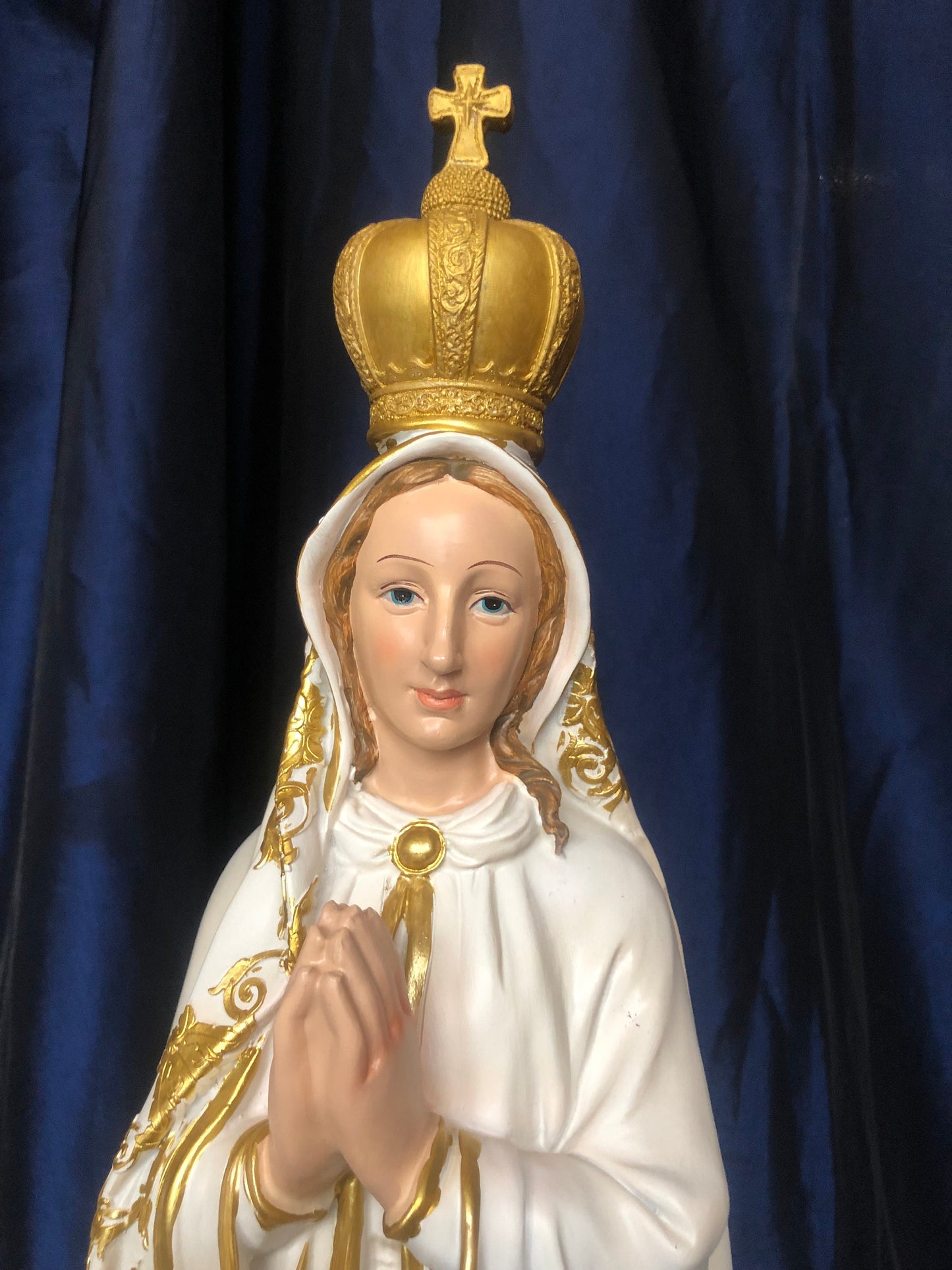 Große Statue Unserer Lieben Frau von Fatima – 70 cm handgefertigte religiöse Skulptur aus Kunstharz, elegante katholische Wohndekoration