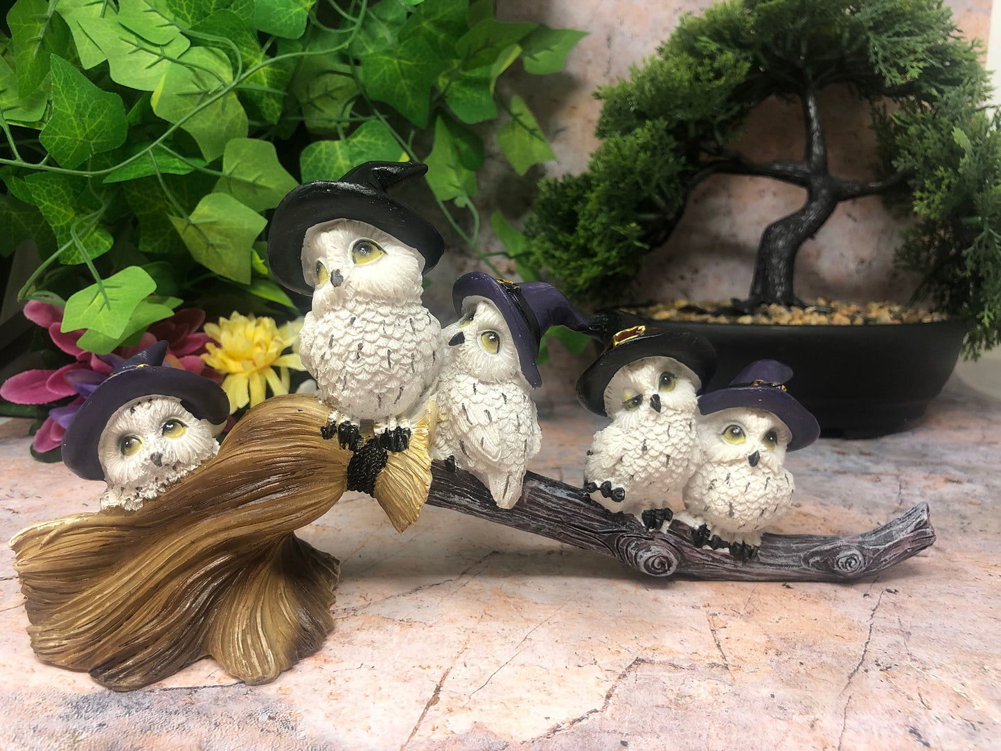 Comical Owl Family Resting on Broom Sculpture Figurine Home Decoration Statue Owls Collectable Decor