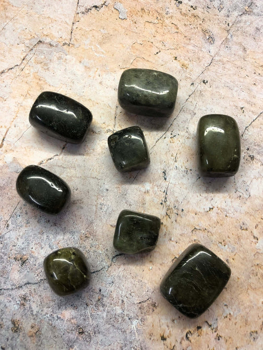 Lot de 250 g de pierres roulées en labradorite pour la guérison par les cristaux Reiki