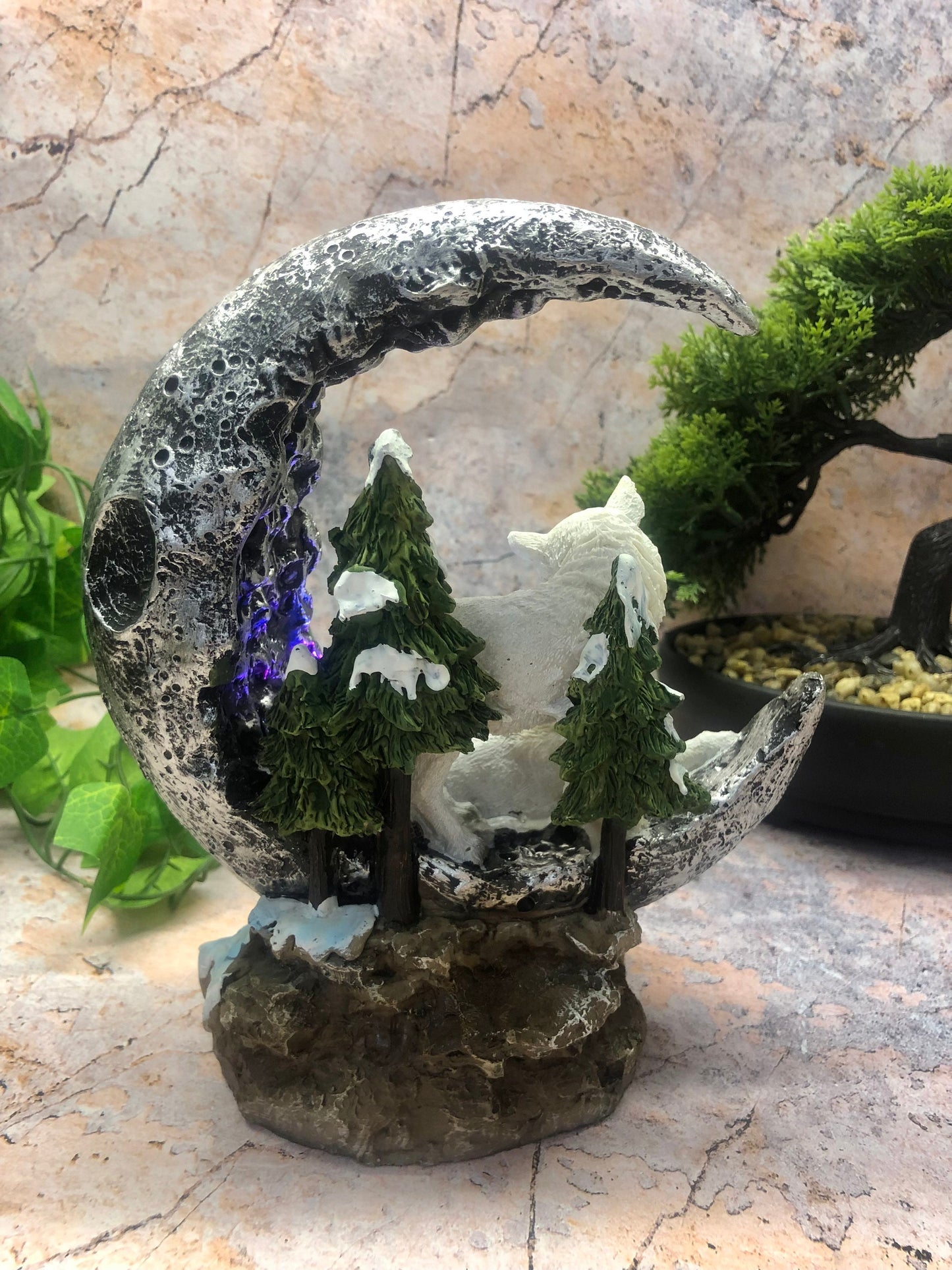 Glowing Resin Wolf Family Sculpture on Crescent Moon - Perfect Gift for Wolves Enthusiasts