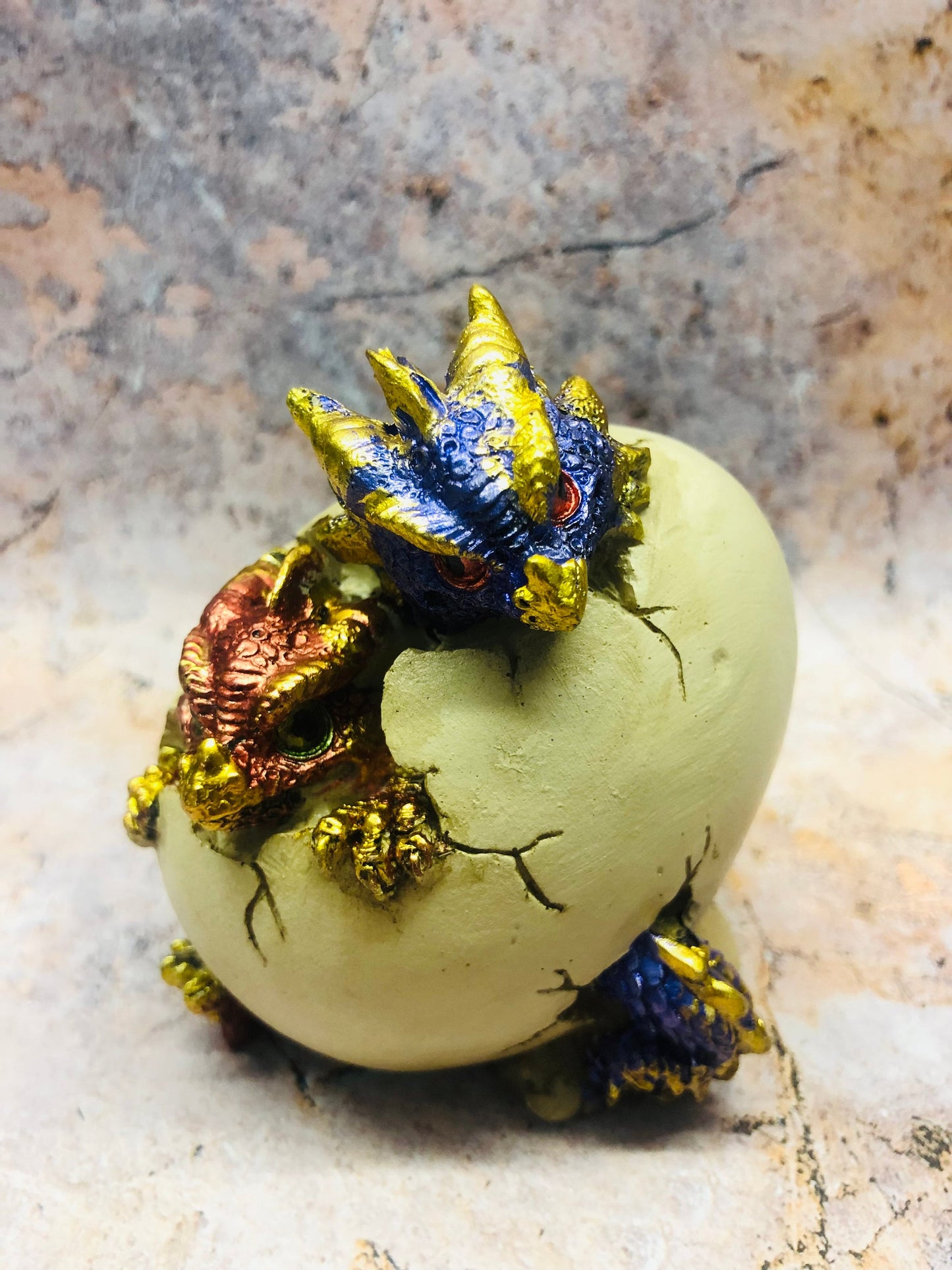 Pair of Dragon Eggs Hatchlings Figurines Fantasy Dragons Collection Hand Made from Quality Designer Resin-Osiris Craftworks