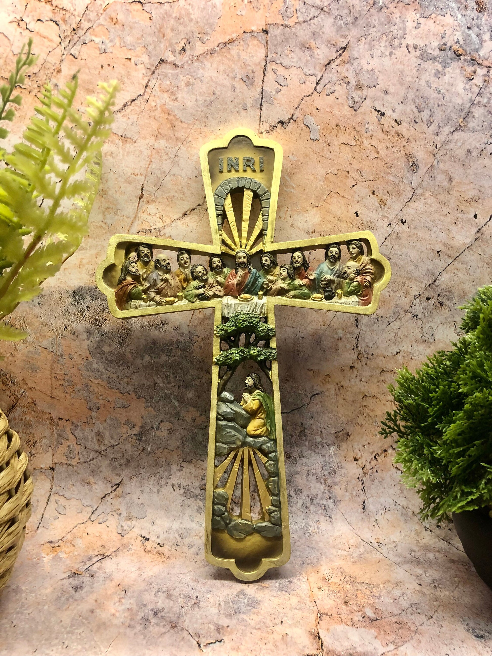 Gold Effect Crucifix Hanging Cross The Last Supper Jesus Christ Religious Wall Ornament-Osiris Craftworks