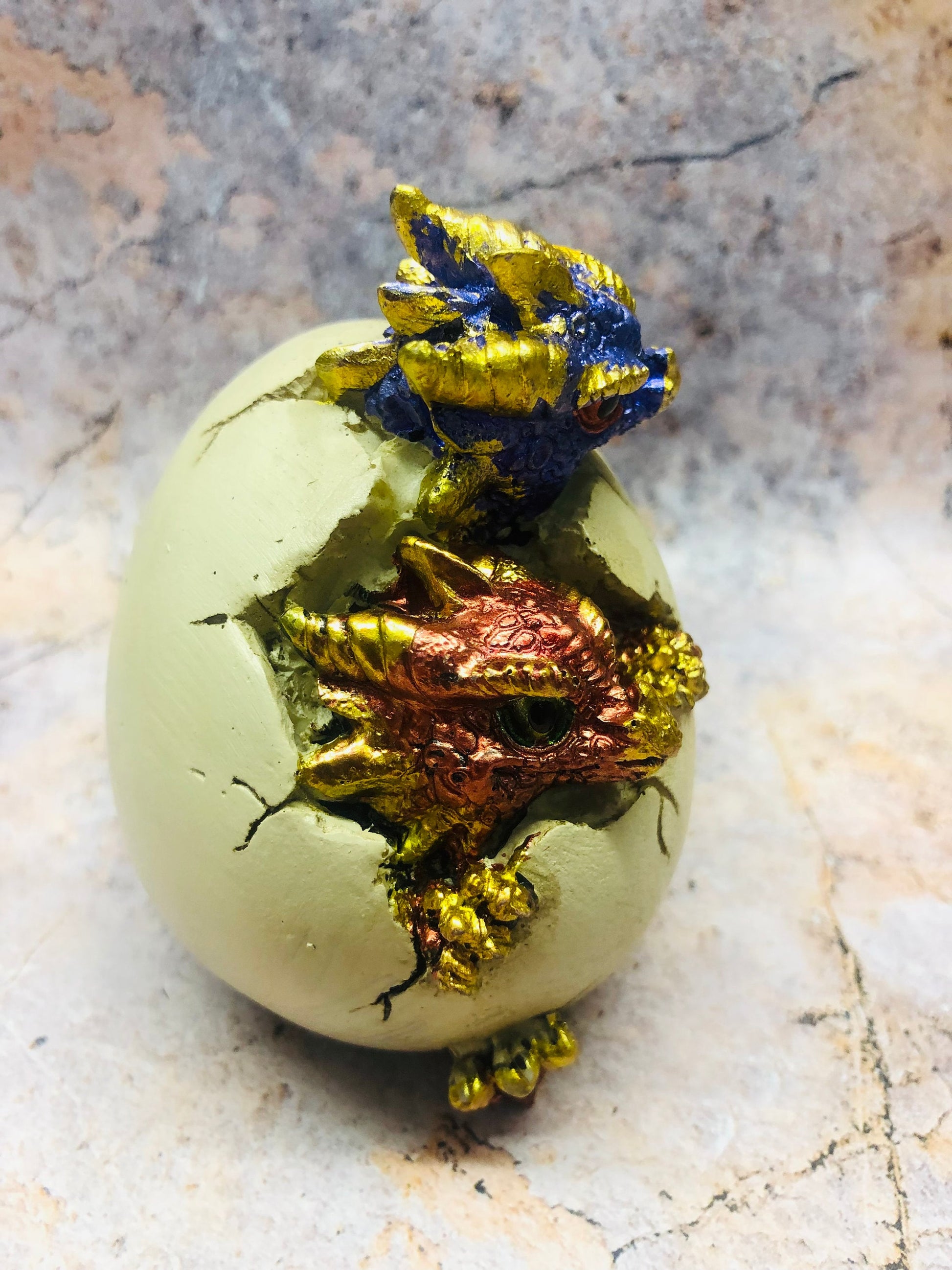 Pair of Dragon Eggs Hatchlings Figurines Fantasy Dragons Collection Hand Made from Quality Designer Resin-Osiris Craftworks