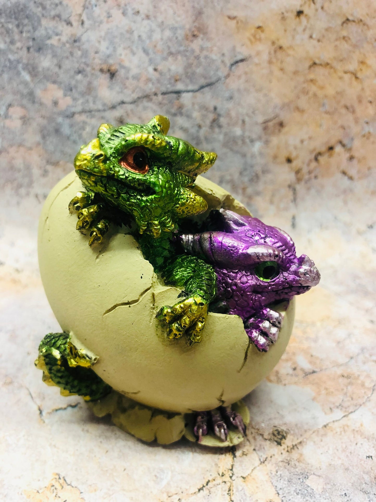 Pair of Dragon Eggs Hatchlings Figurines Fantasy Dragons Collection Hand Made from Quality Designer Resin-Osiris Craftworks