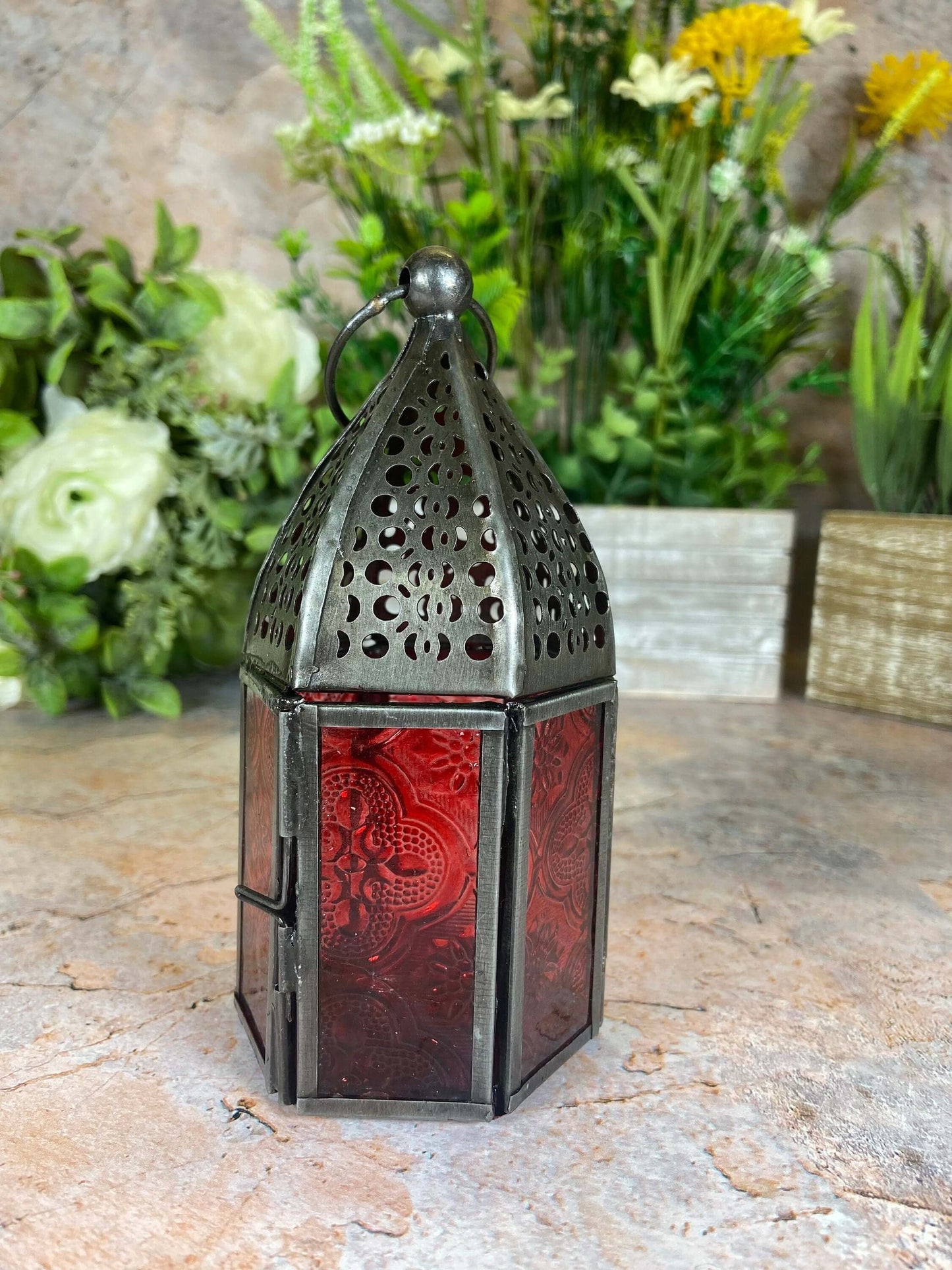 Antique Effect Moroccan Style Zinc Lantern Candle Tealight Holder Red Glass Seasonal Decor Home Lighting Ornament