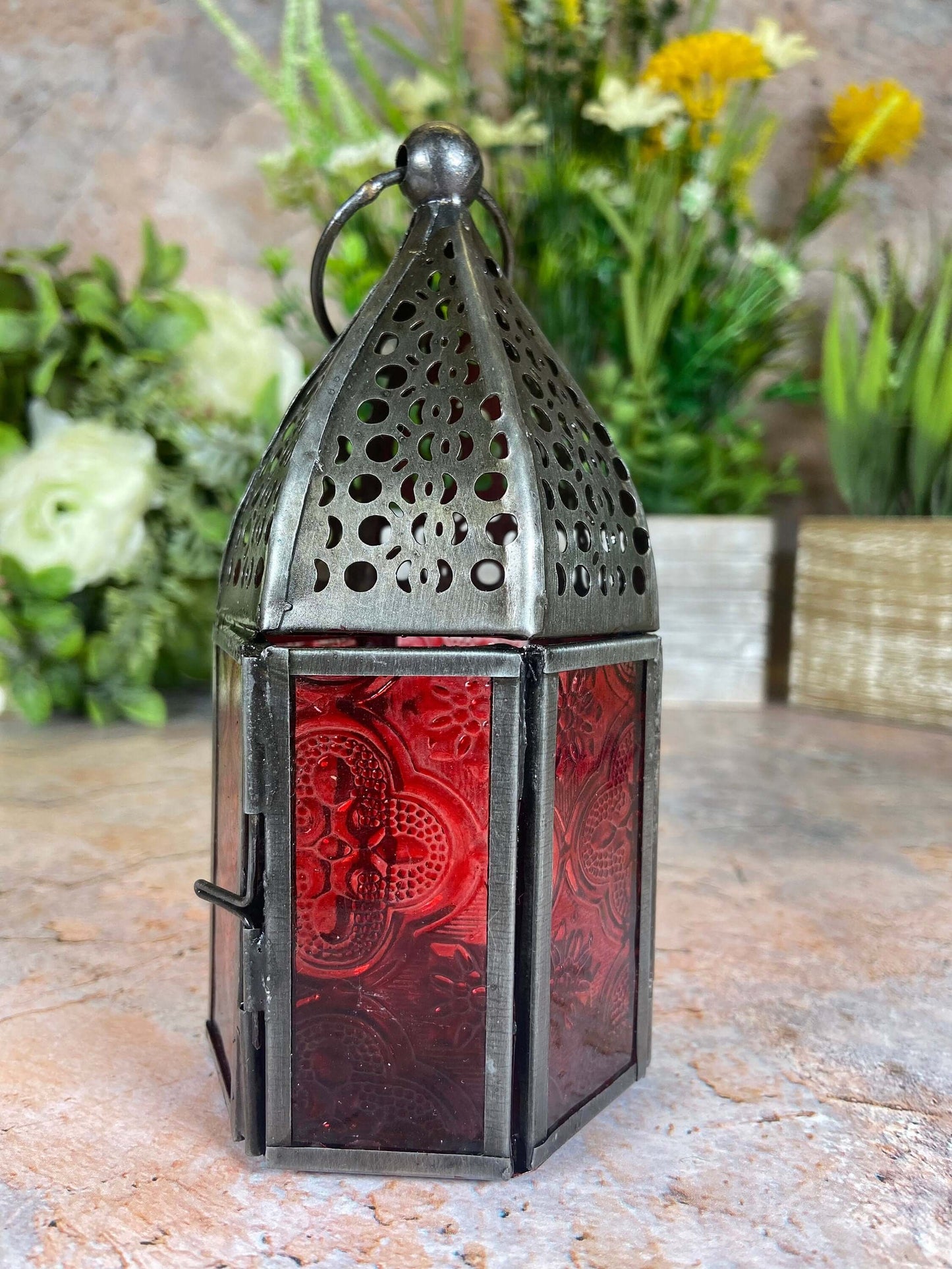 Antique Effect Moroccan Style Zinc Lantern Candle Tealight Holder Red Glass Seasonal Decor Home Lighting Ornament