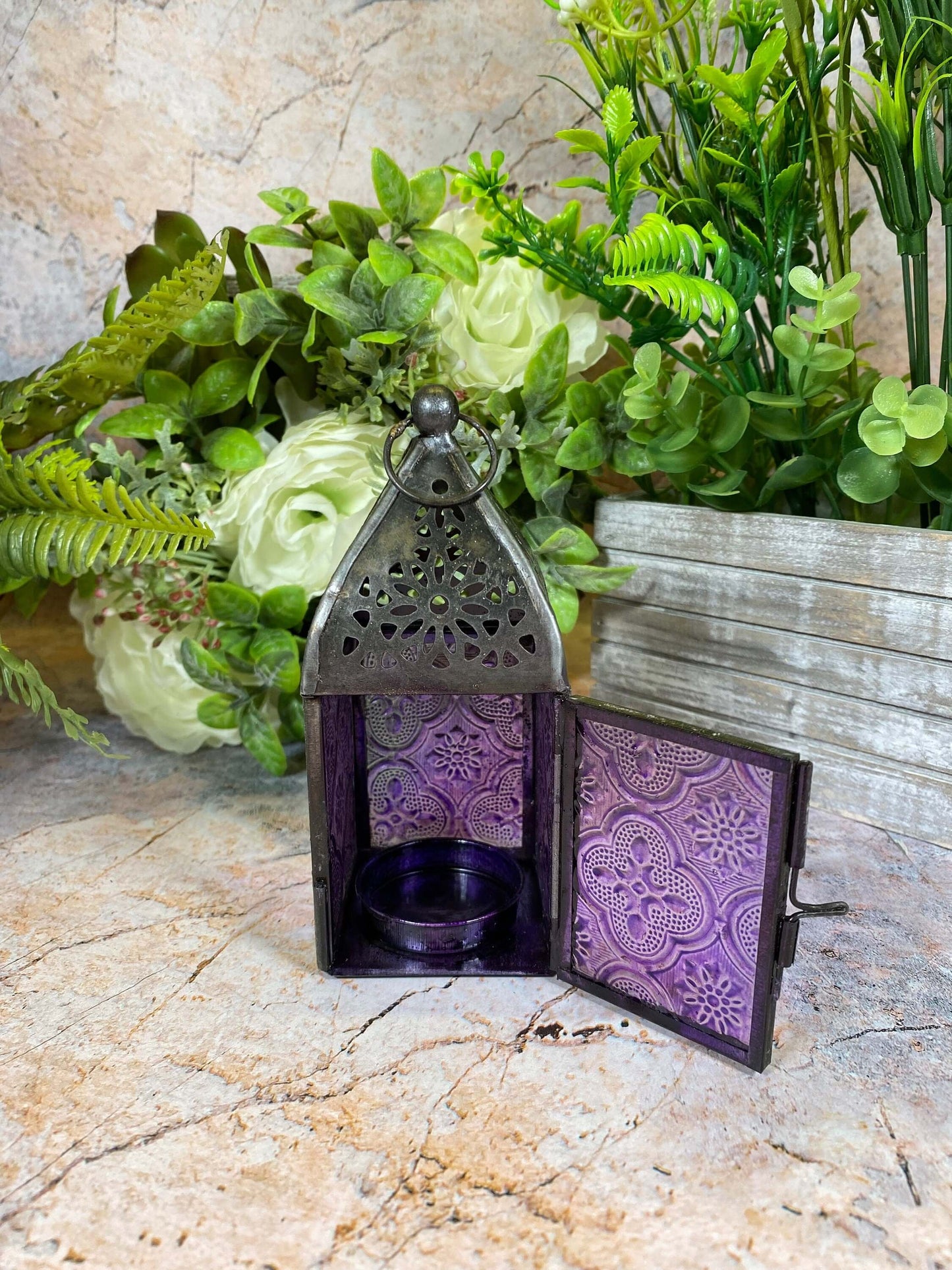 Lanterne en zinc de style marocain à effet antique, porte-bougie en verre violet, décoration saisonnière, éclairage pour la maison, ornement