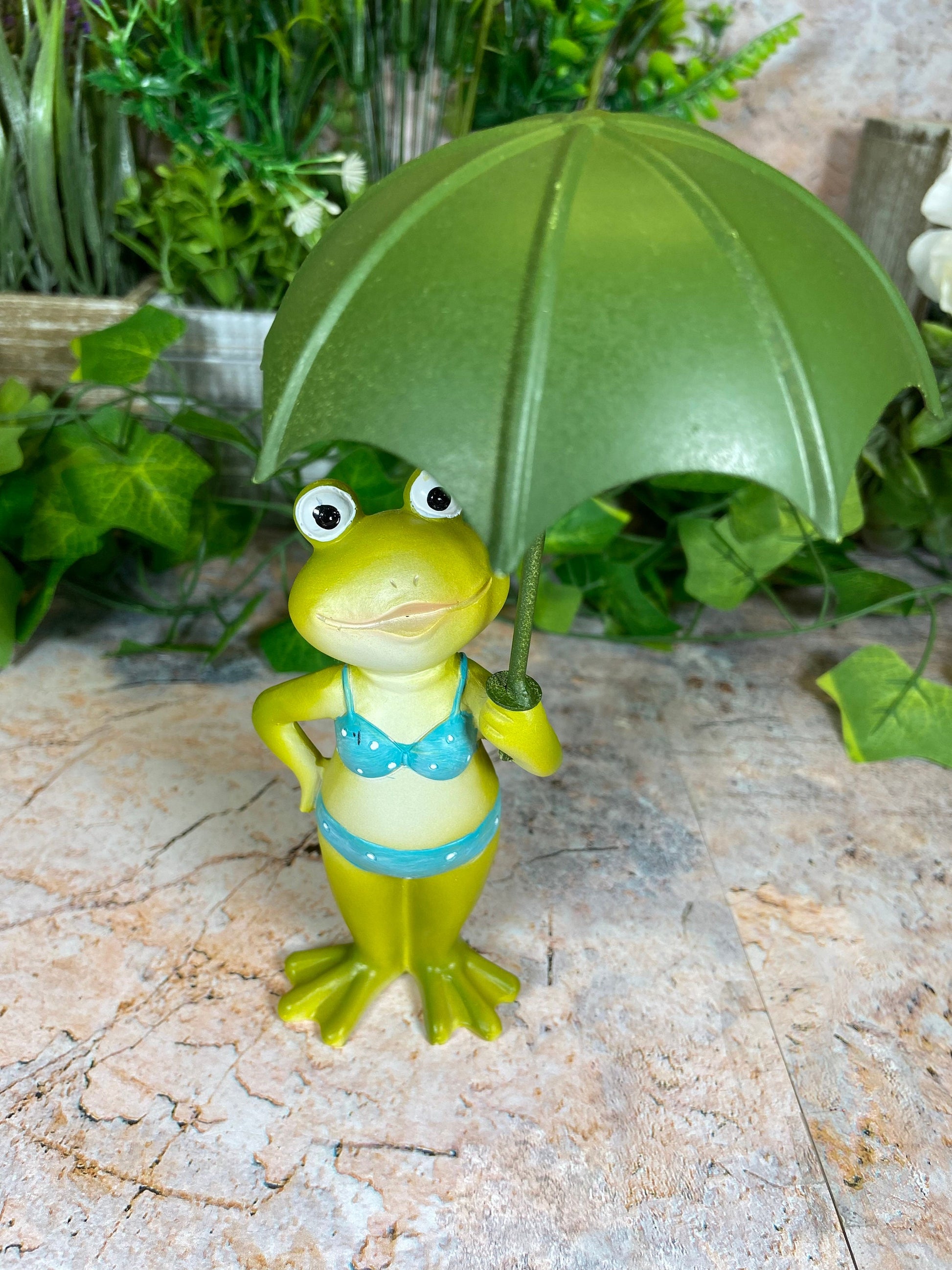 Hilarious Lady Frog in Her Bikini Handcrafted Resin Figurine Garden Ornament Lawn Decoration-Osiris Craftworks