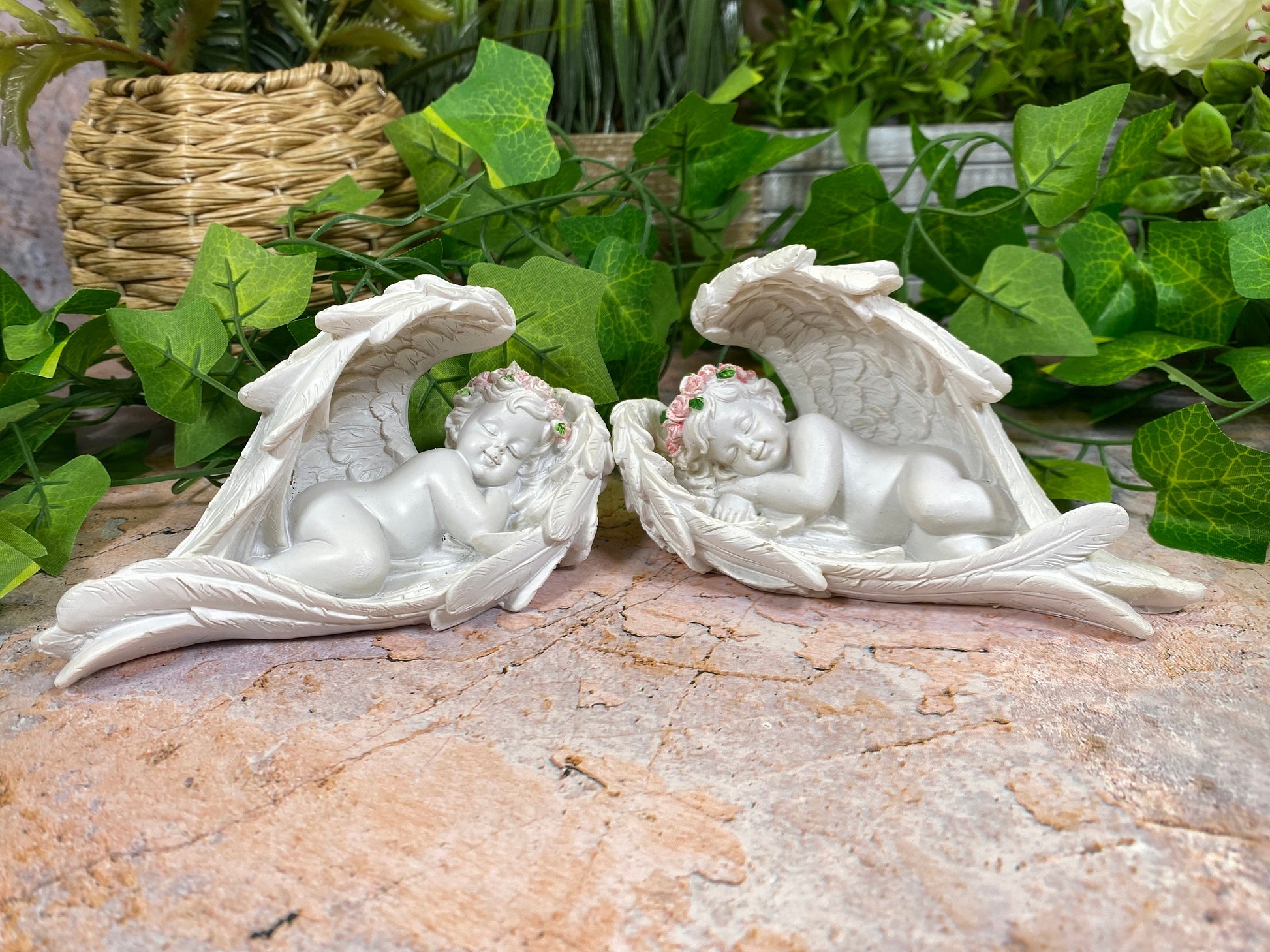 Exquisite Pair of Resin Cherubs Sleeping in Wings Stunning Home Decor Collectible 15.5 cm Long Each-Osiris Craftworks