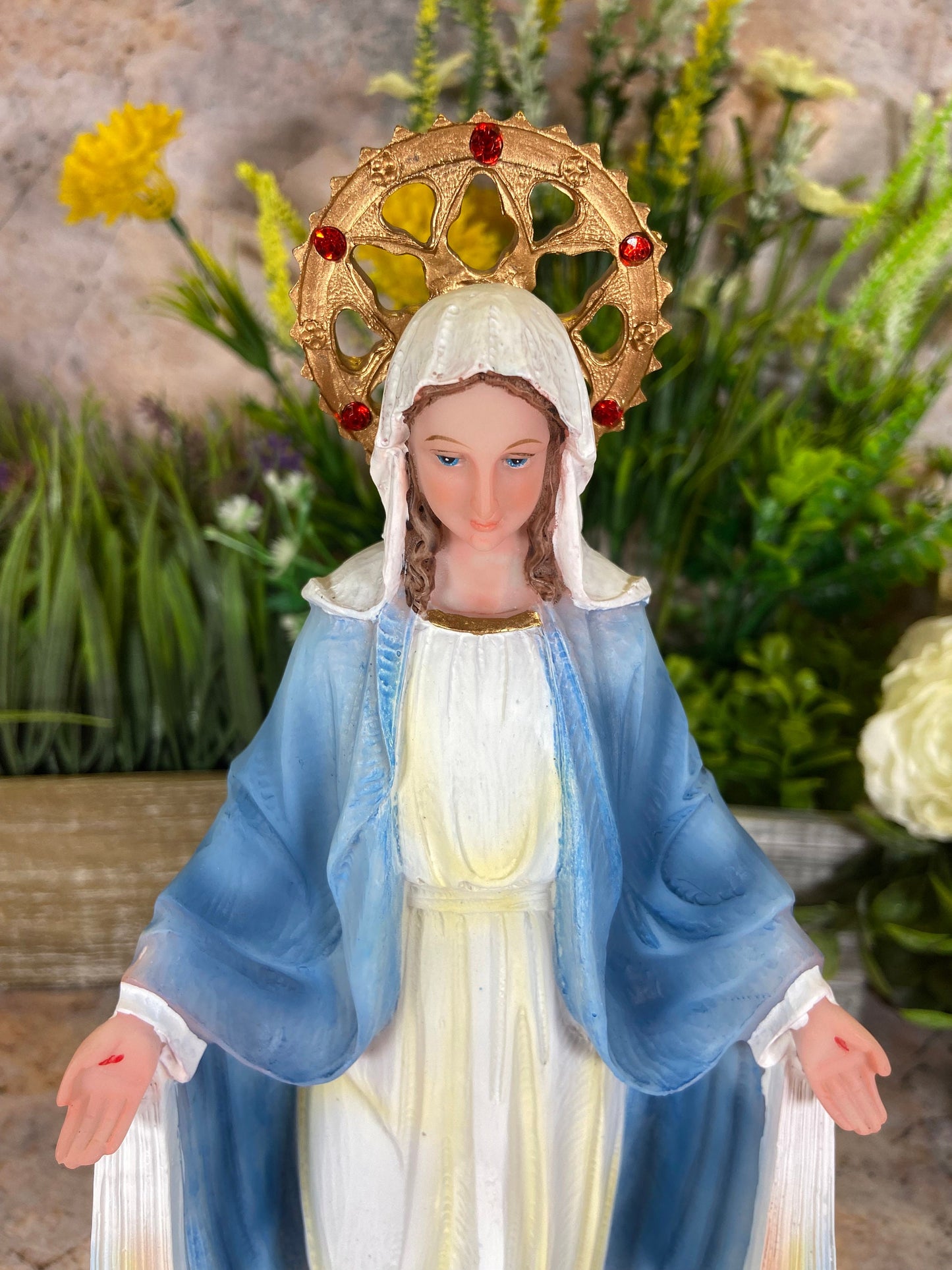 Divine Miracles Await: Our Lady of the Miraculous Resin Statue - 30 cm Tall Religious Home Decor