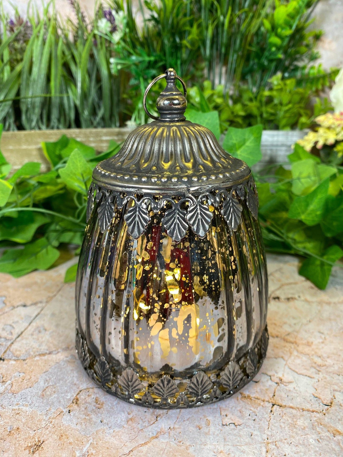 Lanterne en verre LED de style marocain motif effet antique gris avec lumières incluses décoration de la maison cadeau 15 cm