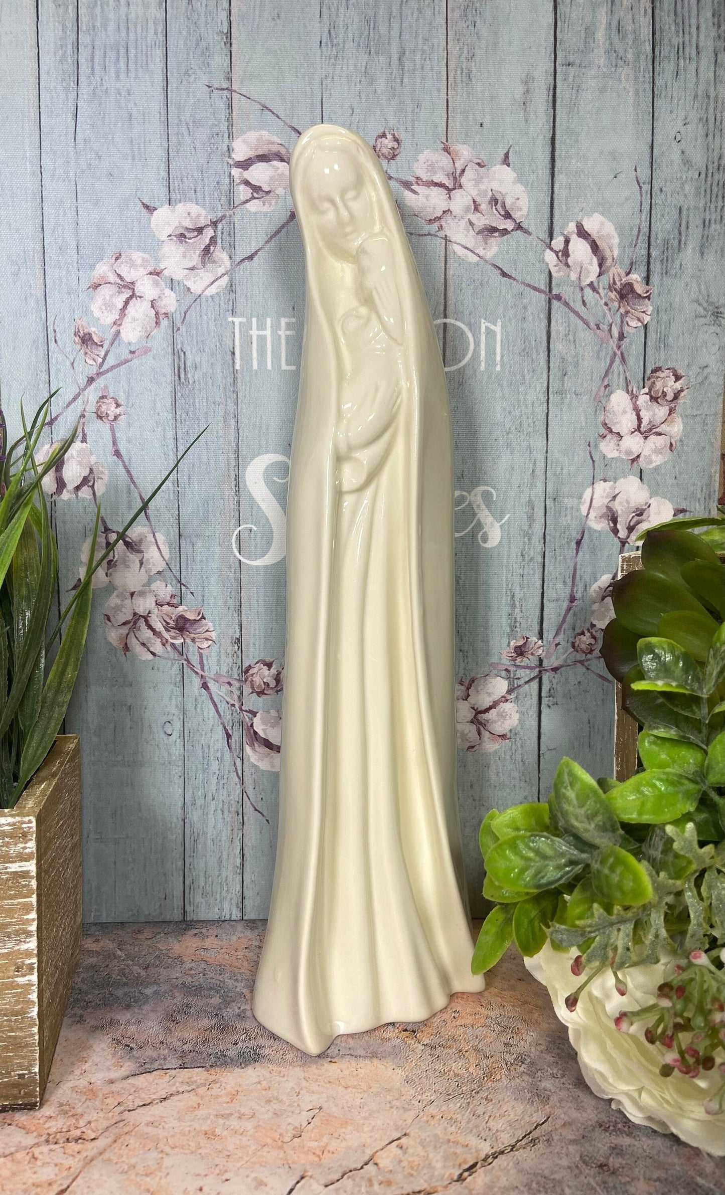 Exquisite 30cm Porcelain Madonna and Child Statue | Elegant Religious Figure | Blessed Virgin Mary and Jesus Sculpture-Osiris Craftworks