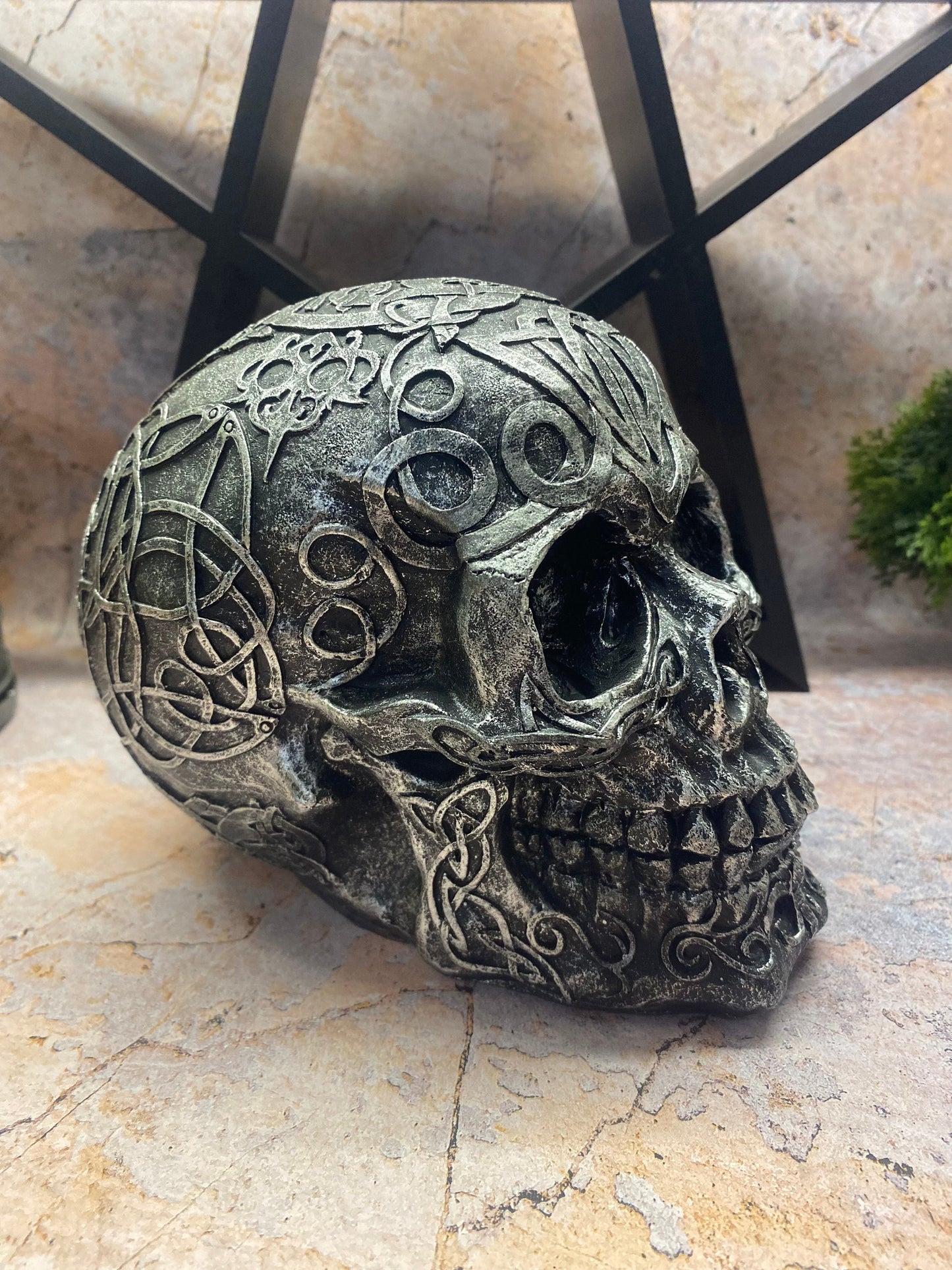 Celtic Style Resin Skull | Gothic Horror Decor | Halloween Special | Ornamental Collection Piece | 12.5x18cm-Osiris Craftworks