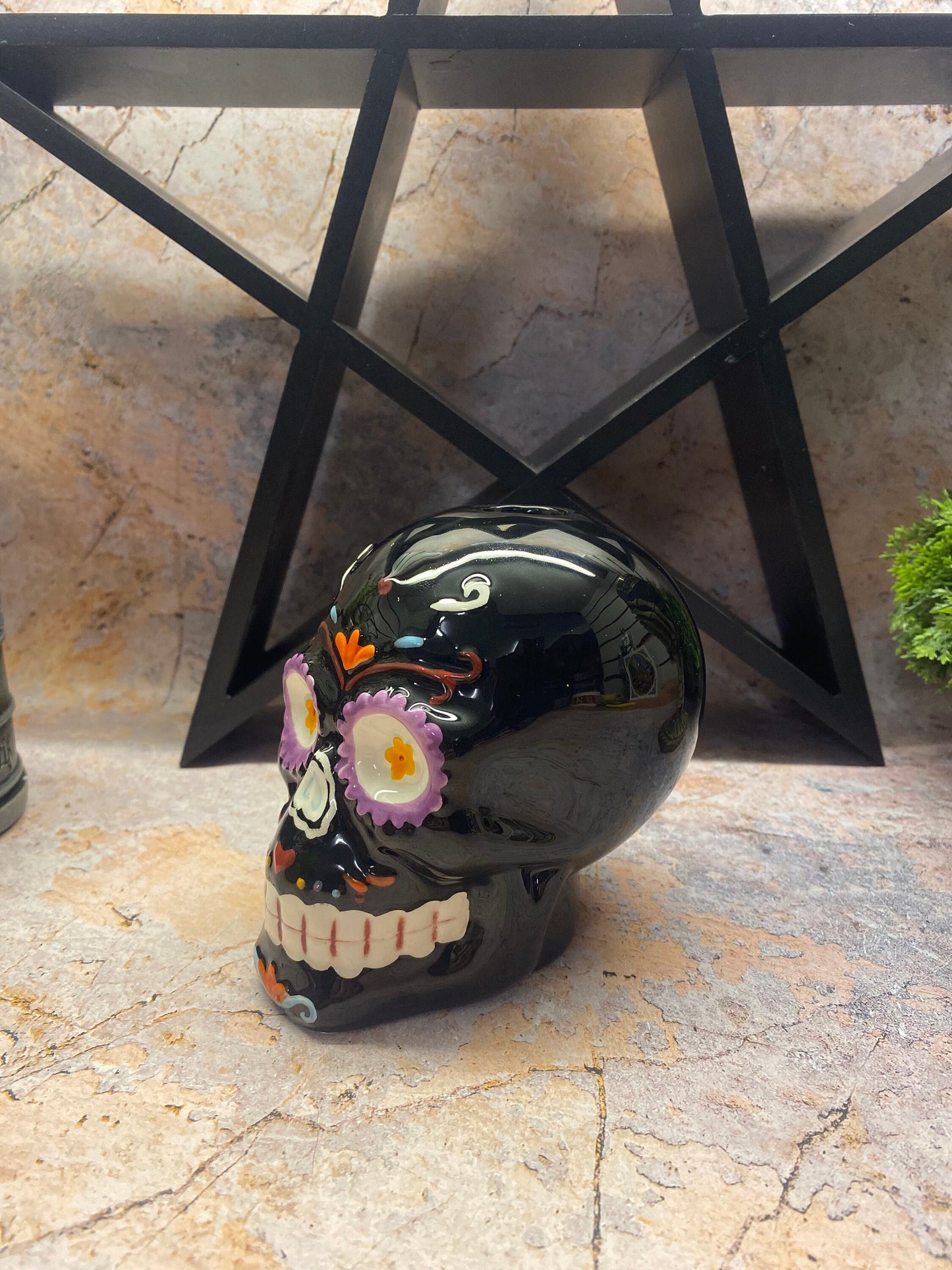 Handcrafted Resin Skull Candle Holder | Unique Day of the Dead Décor | 11x10cm Decorative Candle Accessory-Osiris Craftworks