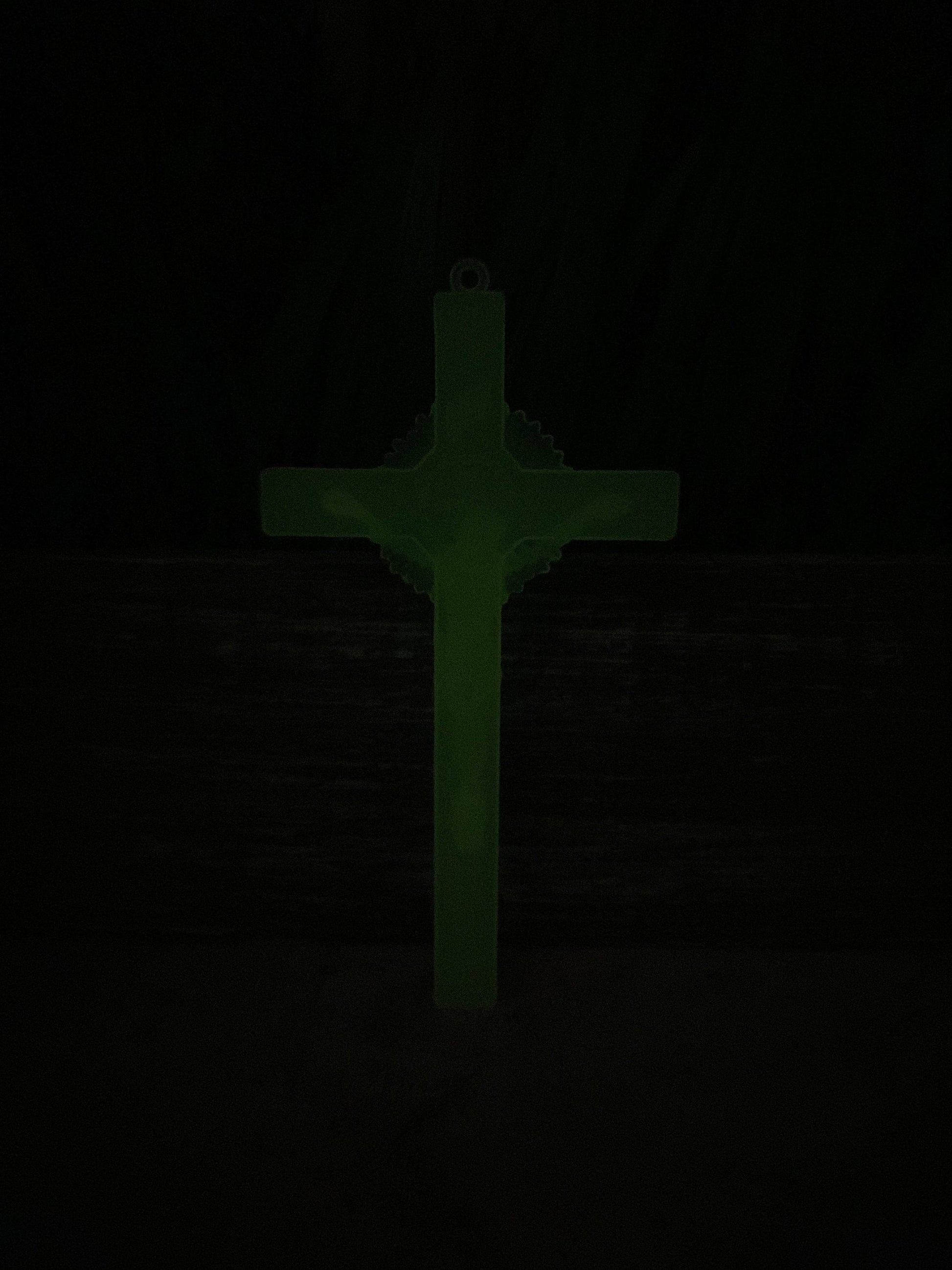 Pair of Glow-in-the-Dark Crosses | Spiritual Plastic Decor | 14 x 8cm | Enigmatic Nighttime Illumination | Unique Home & Garden Decor-Osiris Craftworks