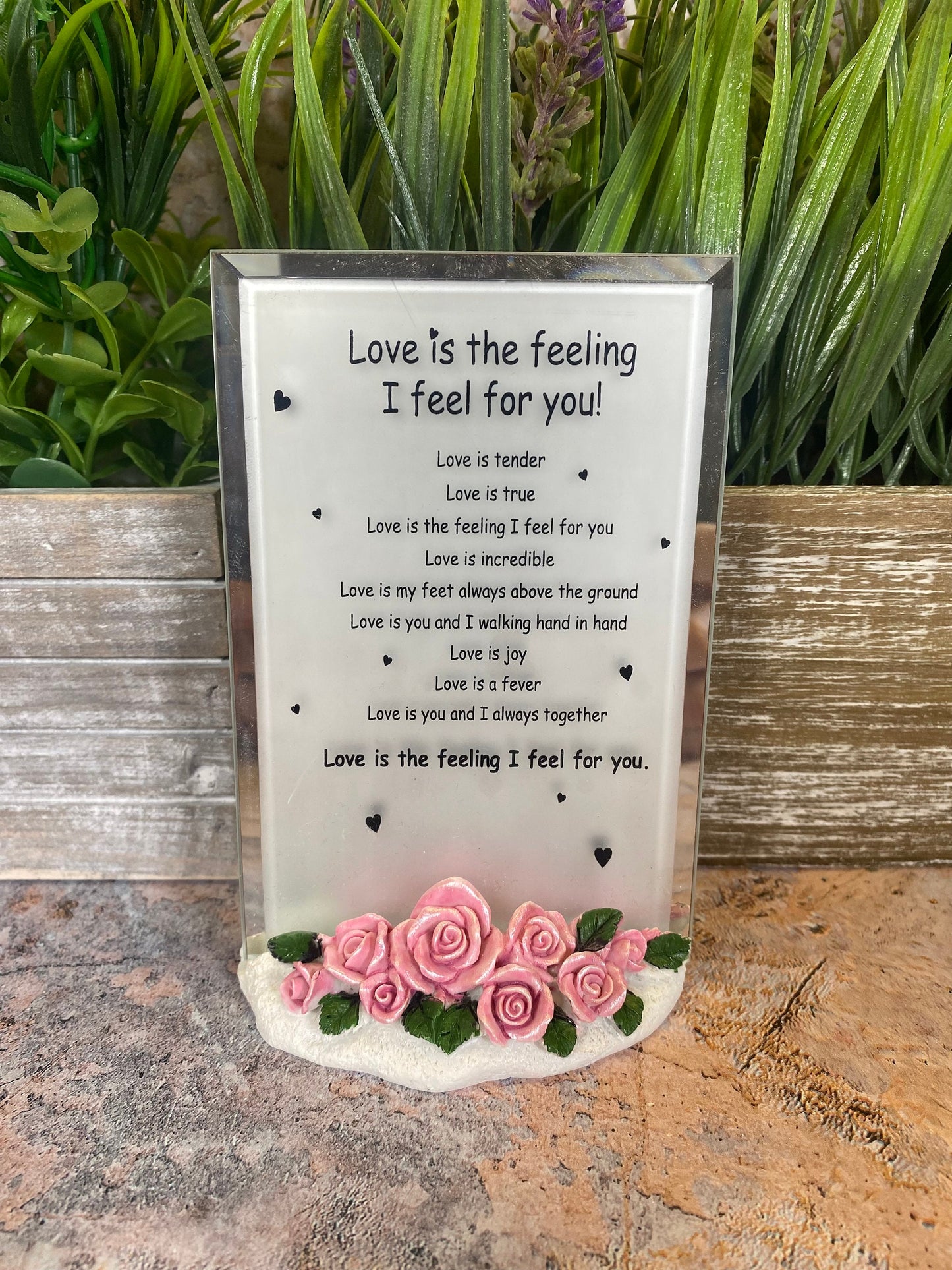 Love Poem Frame - Romantic Quote Decor - Resin Roses Base - Glass Love Keepsake - 14x9cm - Perfect for Anniversaries & Special Occasions