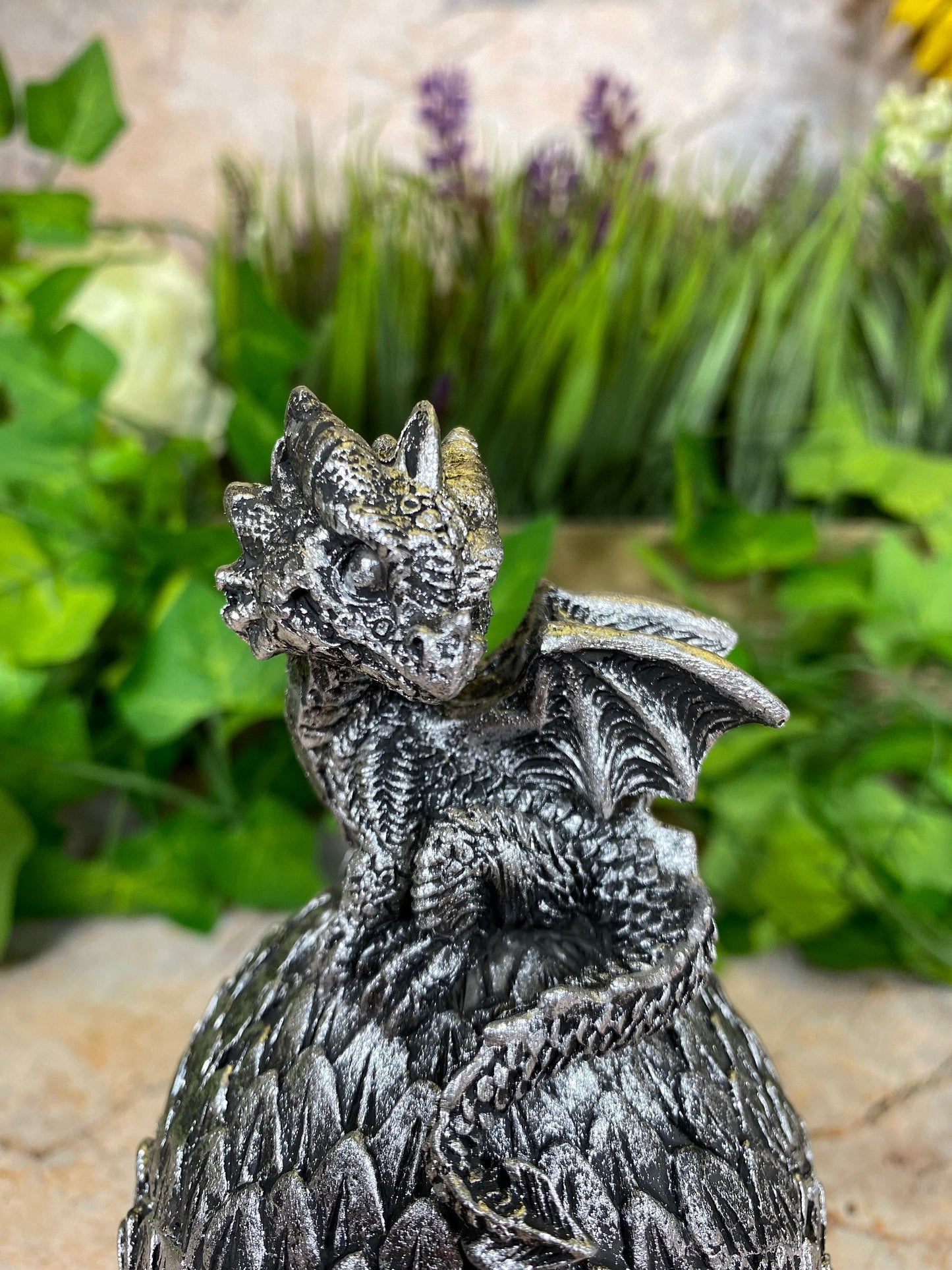 Figurine de boîte à bibelots Dragon | Stockage en résine mystique | Boîte décorative fantastique | Souvenir de créature mythique | Statue de dragon en boîte