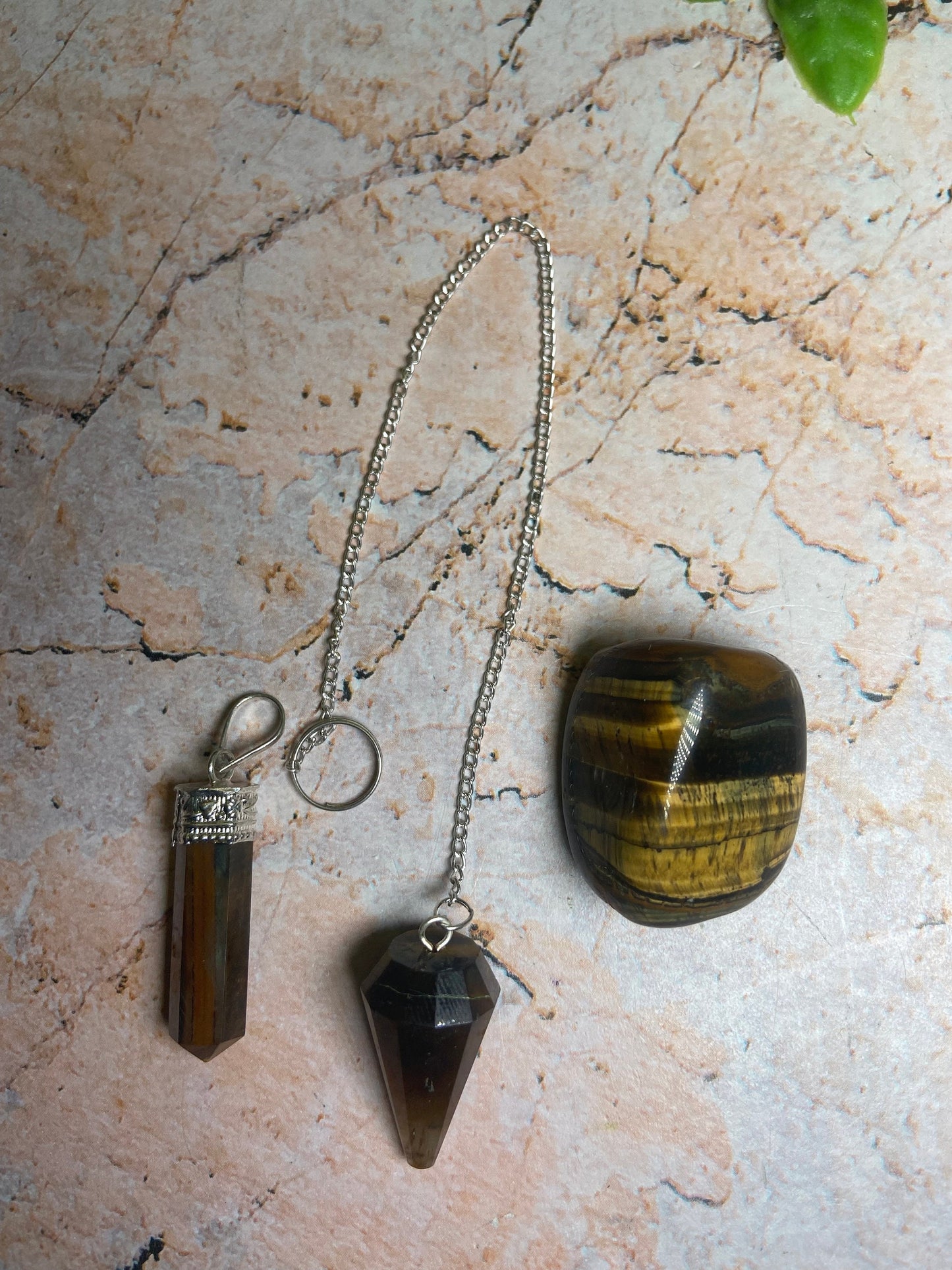 Ensemble pendule et pendentif œil de tigre – Outil de divination spirituelle, accessoire de guérison en cristal avec pierre œil de tigre polie