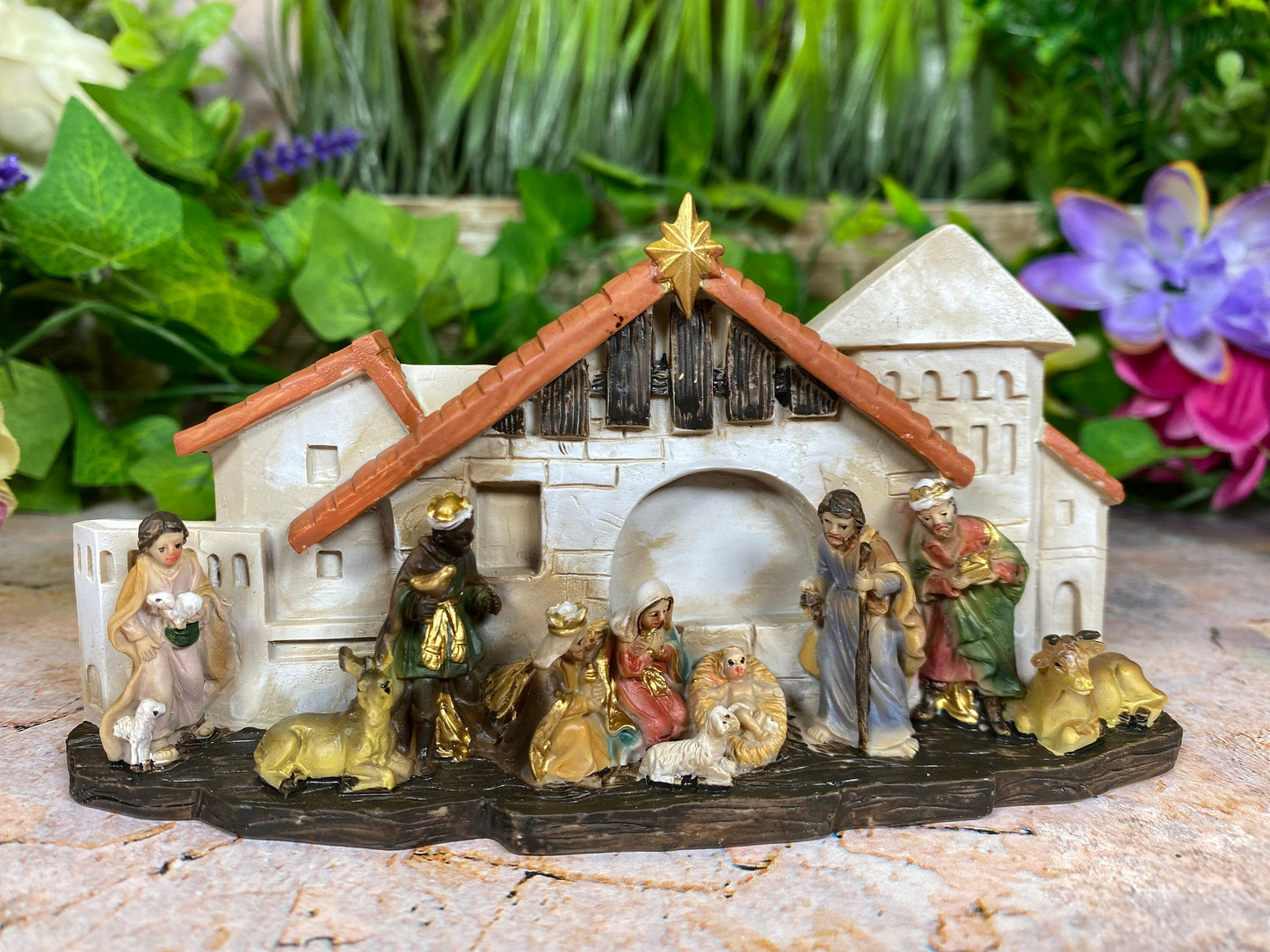 Crèche traditionnelle, crèche de Noël, figurine détaillée de la Sainte Famille, décoration de vacances religieuses, ensemble Bethléem peint à la main