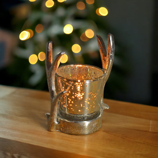 Elegant Antler Tealight Holder - Silver Metal Sculpture - Cozy Candlelight Ambiance