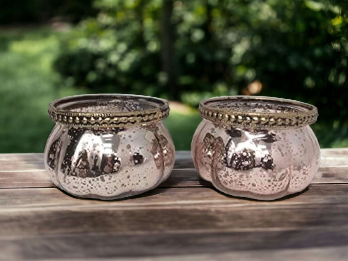 Paire de lanternes décoratives en verre rose de style marocain pour l'éclairage saisonnier de la maison