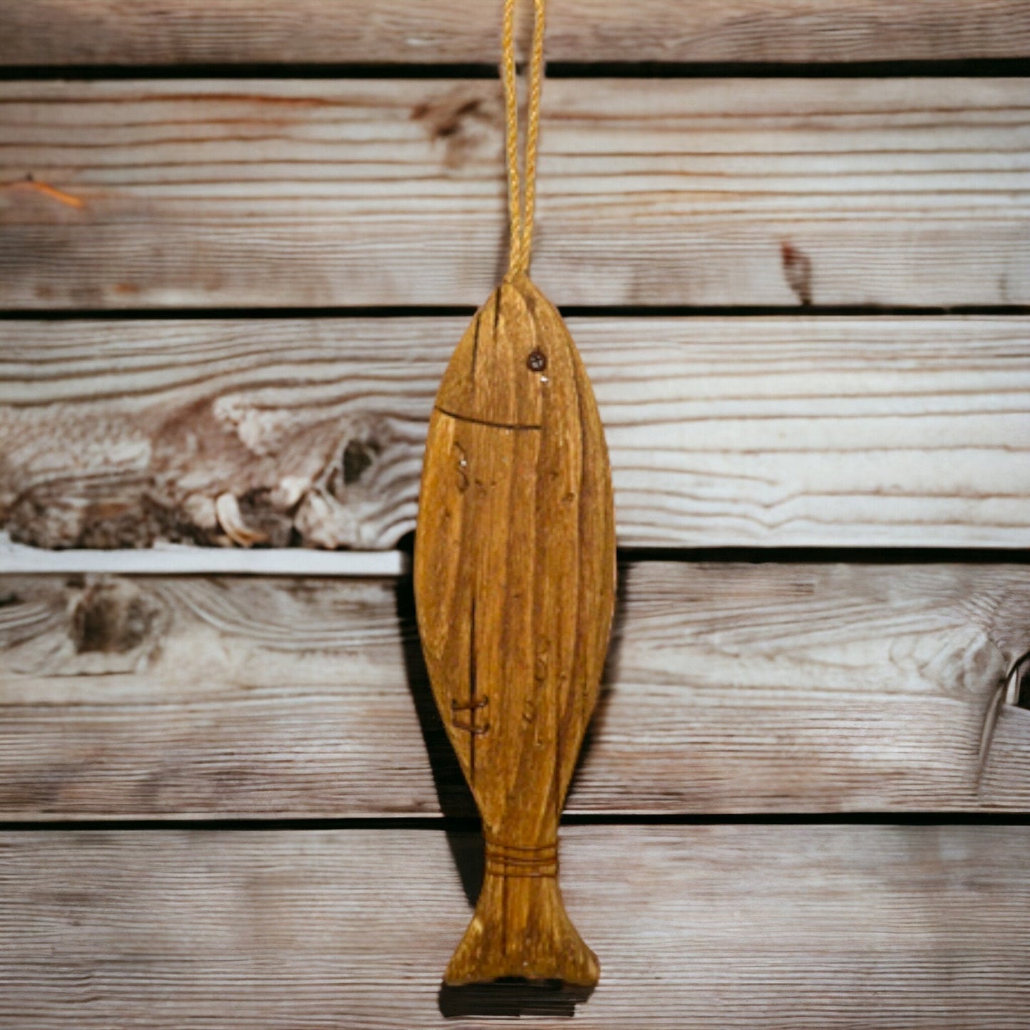 Rustikales Fischornament aus Treibholz – nautische Dekoration, handgefertigter Wandbehang, Küstenthema, umweltfreundlich, 28 cm hoch