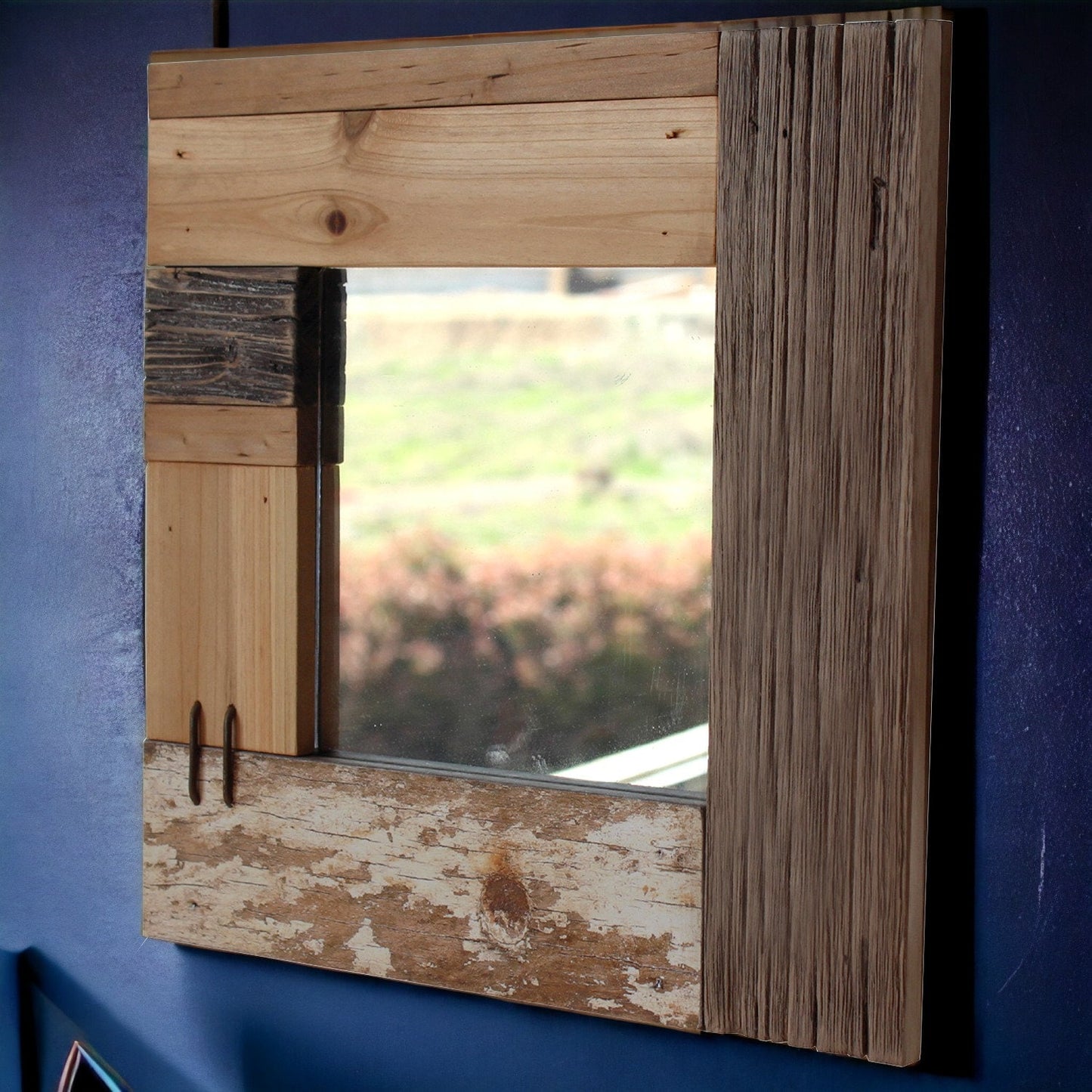 Rustic Handcrafted Driftwood Wall Mirror - Eco-Friendly Reclaimed Wood Frame - Artisanal Home Decor