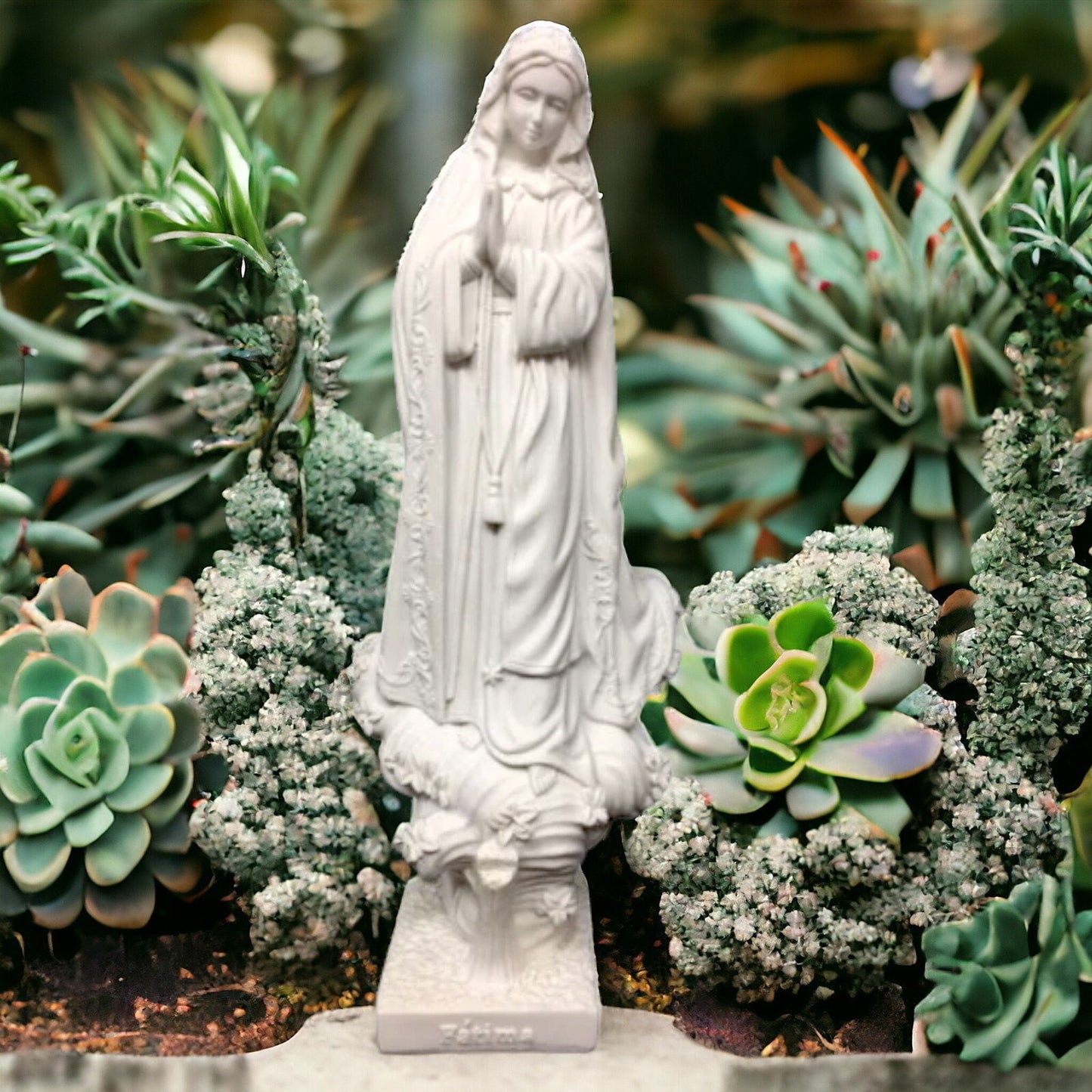 Ruhige Statue Unserer Lieben Frau von Fatima | Religiöse Figur | Inspirierendes Dekor | Spirituelle Kunst | Katholisches Geschenk