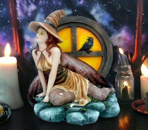 Mystical Enchantress and Raven Figurine - Witch Statue, Majestic Sorceress with Crow Companion, Magical Witchcraft Decor, Fantasy Ornament-Osiris Craftworks