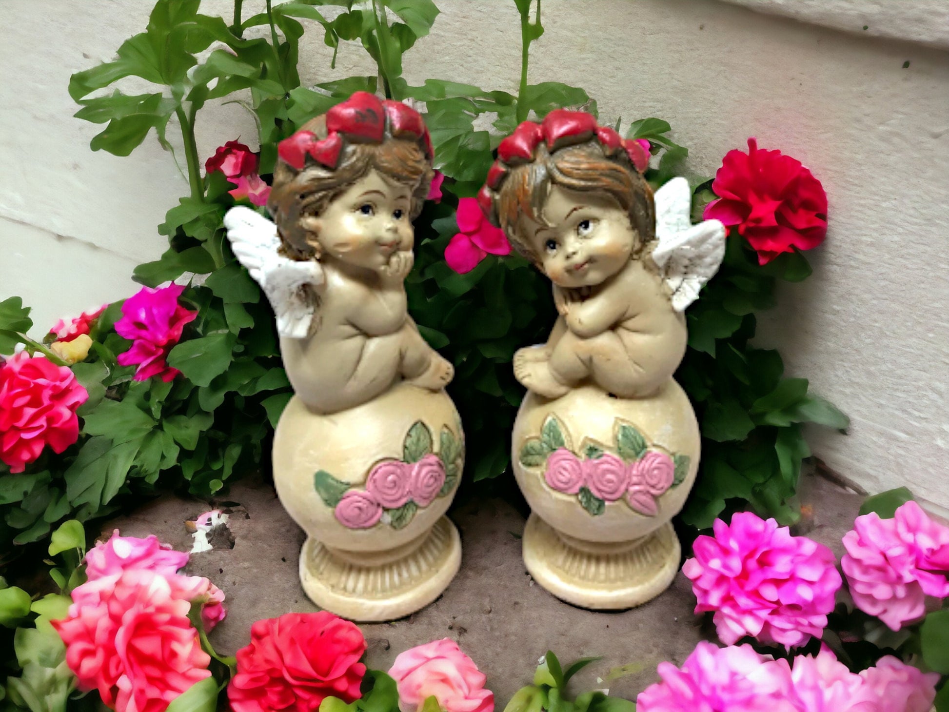 Cherub Twins Resin Figurines, Angelic Guardian Statues, Home Blessing Angel Ornaments, Floral Crown Cherubs, Spiritual Decor Gifts-Osiris Craftworks