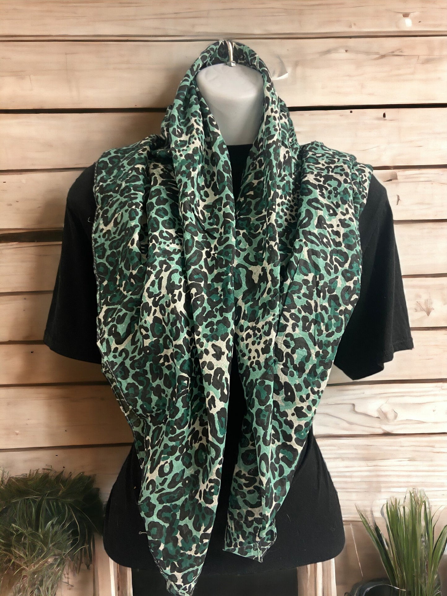 Chic Green Leopard Print Scarf, Trendy Animal Pattern Cotton Wrap, Fashionable Square Scarf, Versatile for All Seasons-Osiris Craftworks