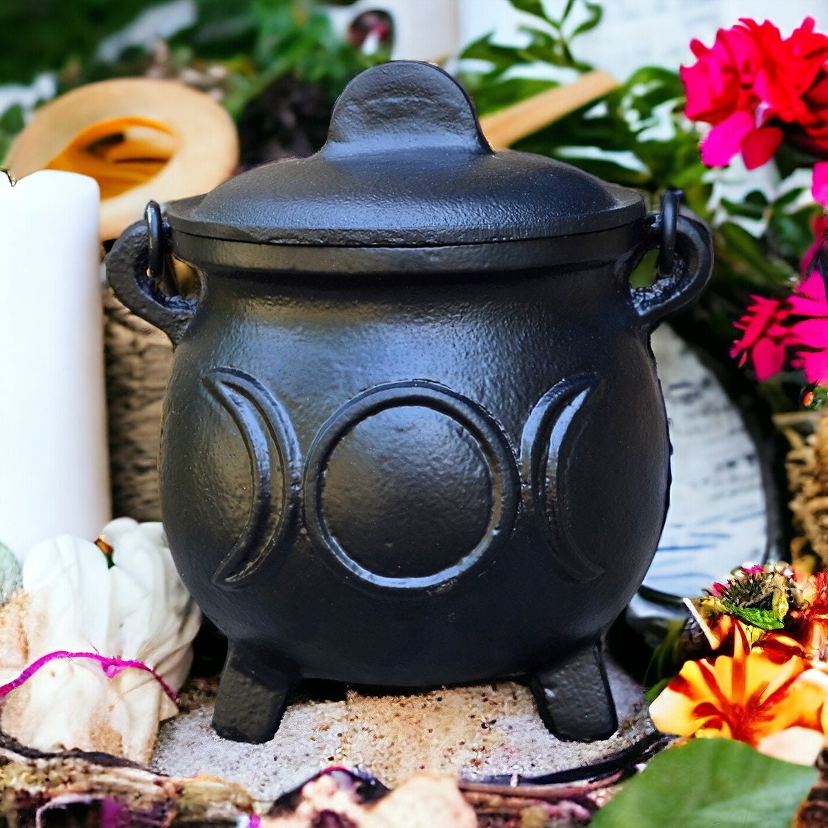 Triple Moon Goddess Cast Iron Cauldron – Black Ritual Pot, Wiccan Altar Decor, Handcrafted Witchcraft Supply-Osiris Craftworks