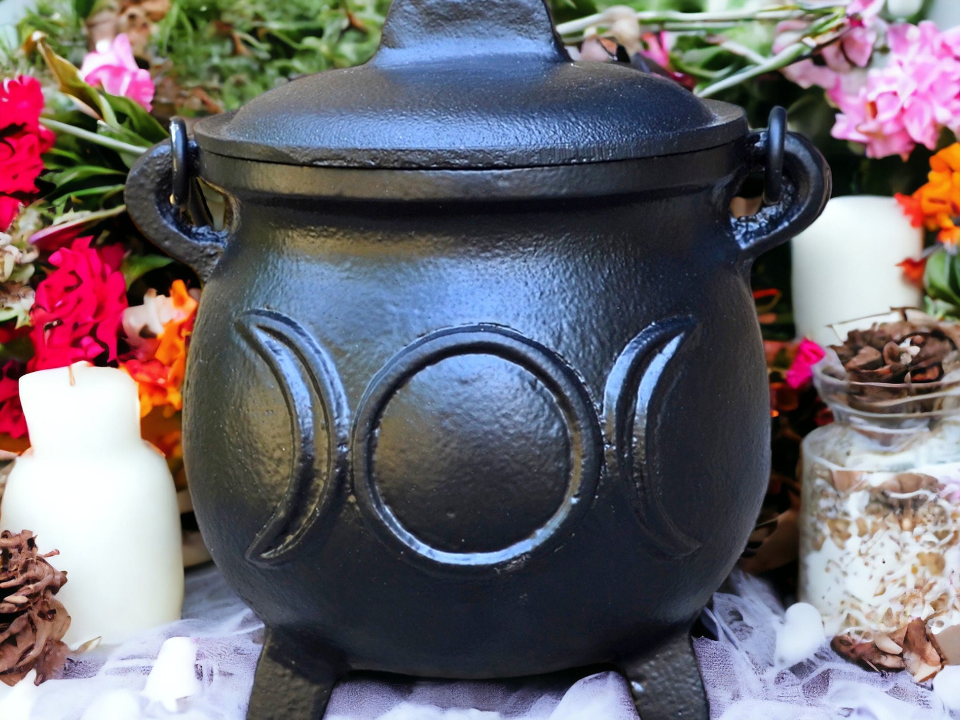 Triple Moon Goddess Cast Iron Cauldron – Black Ritual Pot, Wiccan Altar Decor, Handcrafted Witchcraft Supply-Osiris Craftworks