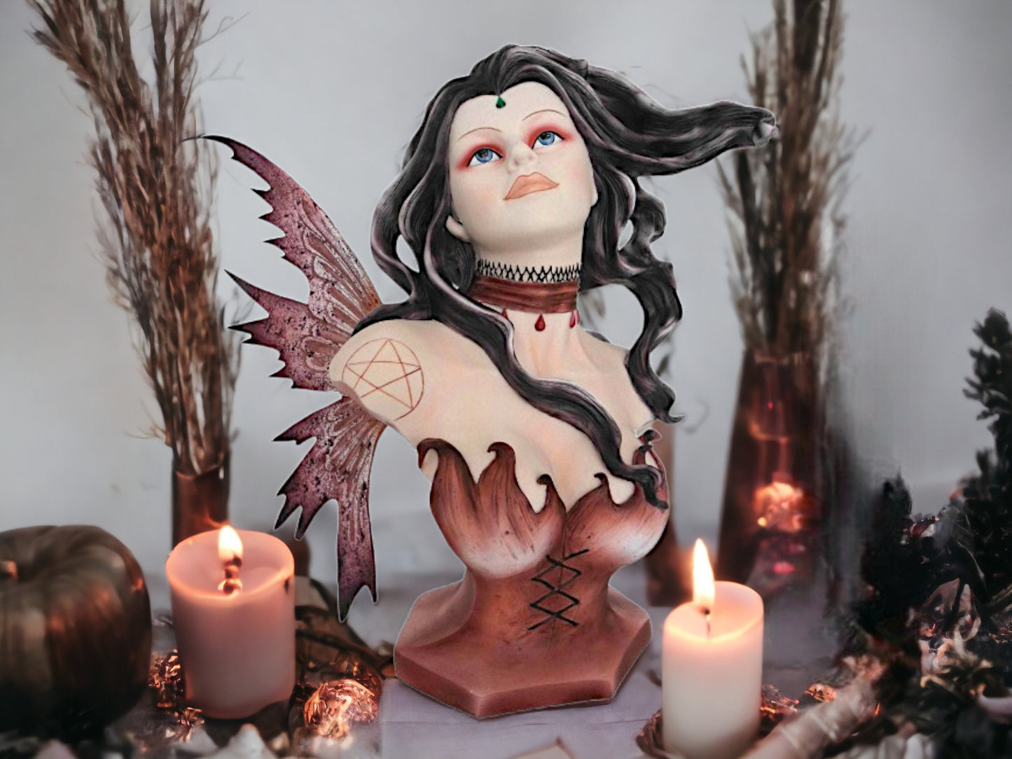 Buste majestueux de la déesse celtique Morrigan - Sculpture mythologique en résine - Décor païen énigmatique - Figurine artisanale