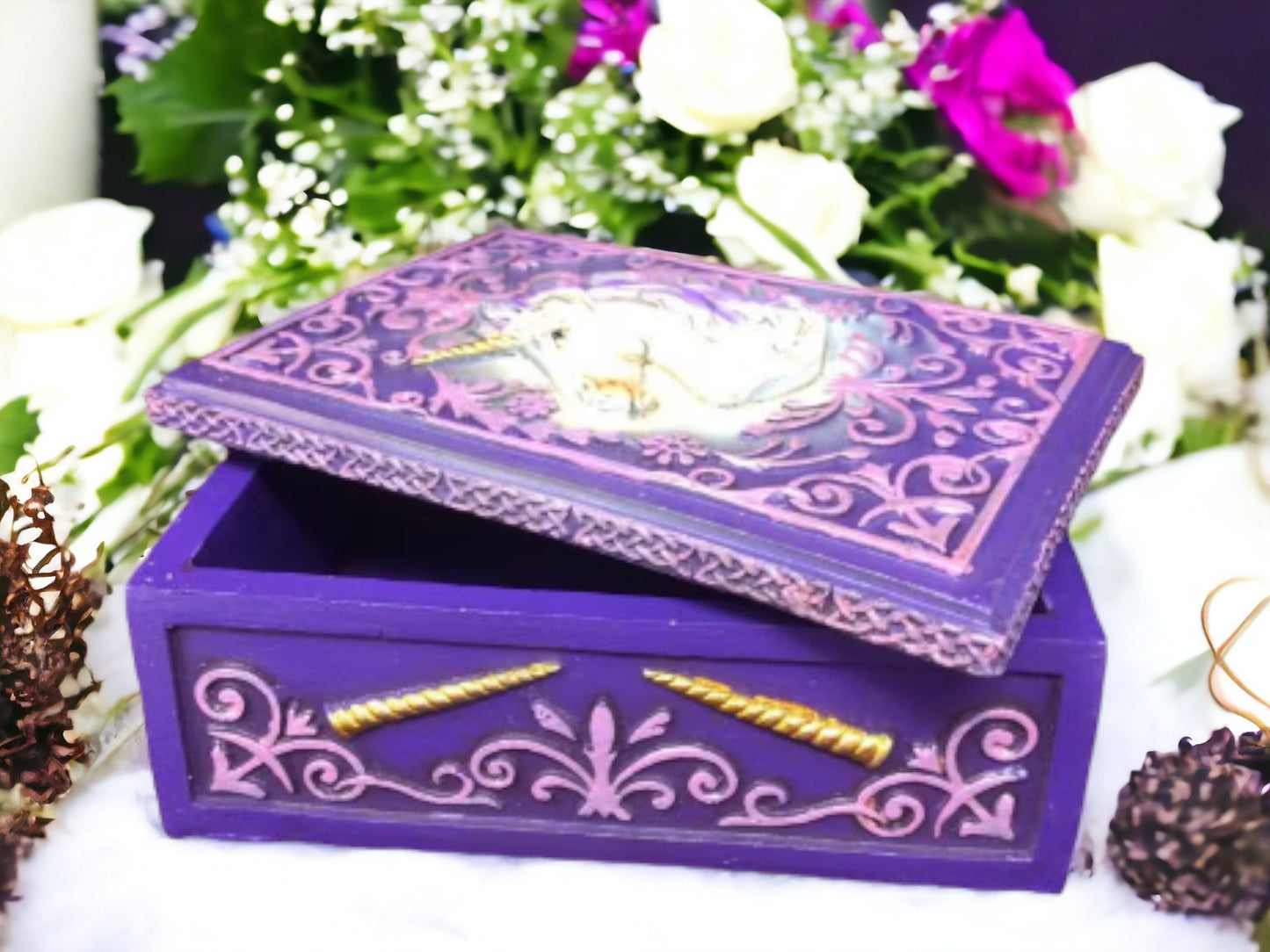 Coffret à bijoux licorne enchantée - Porte-bijoux majestueux en résine violette, contenant à souvenirs orné