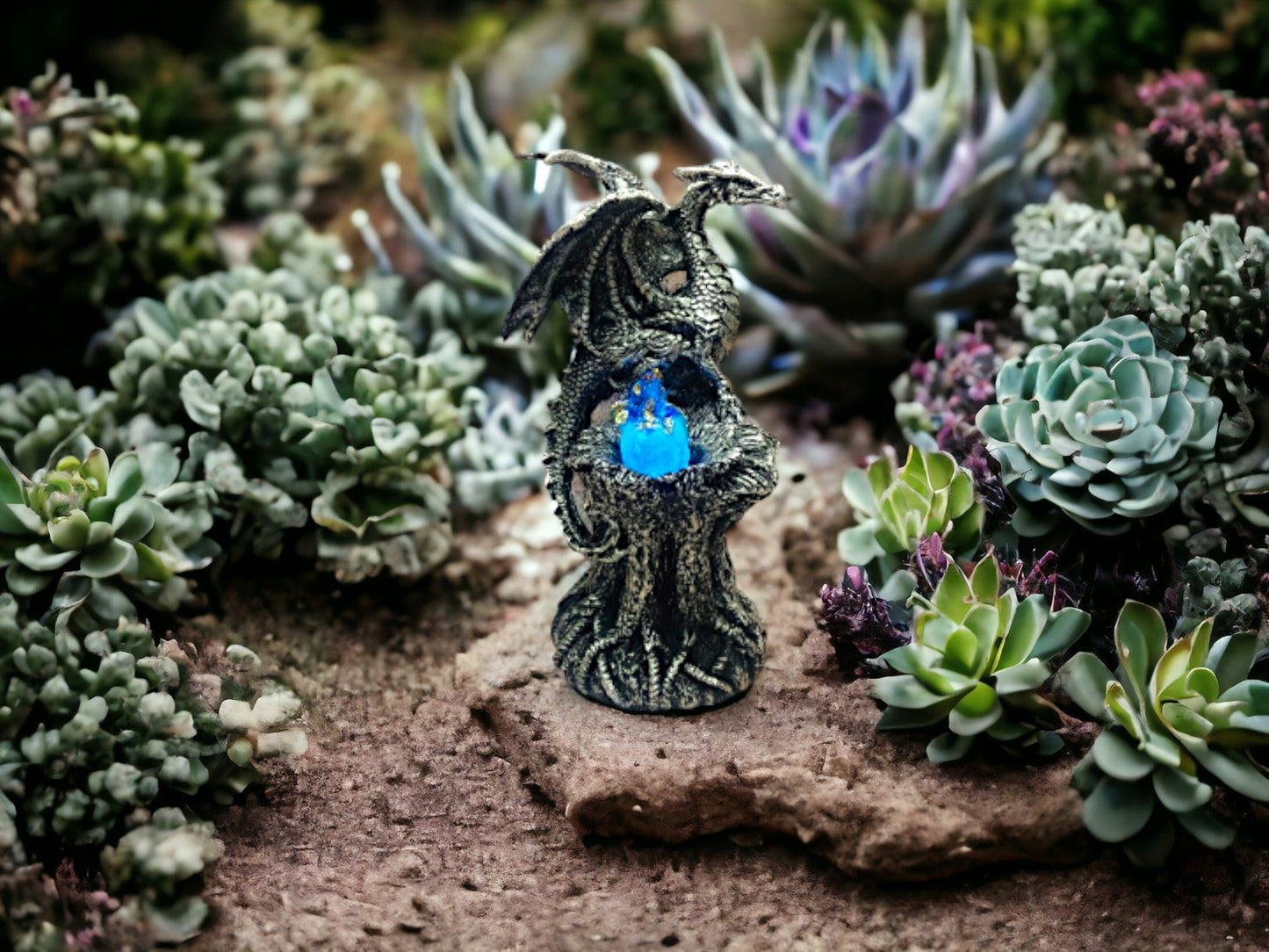 Mystische Eierskulptur „Drachenwächter“ mit LED-Beleuchtung – Mythische handgefertigte Statue aus Kunstharz für Fantasy-Dekor und Sammler