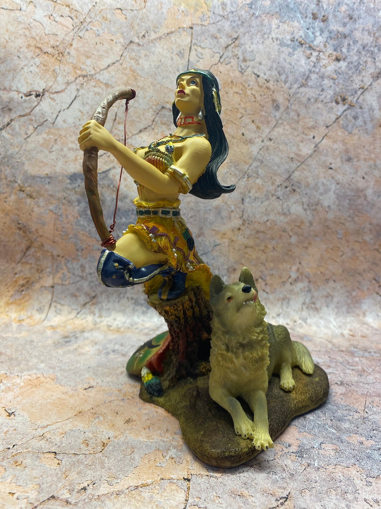 Resilient Tribal Warrior Woman Statue with Loyal Wolf, Exquisite Resin Craftsmanship, 22x17cm – Empowering Home Decor