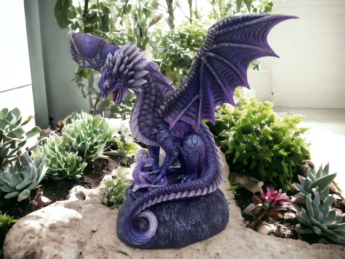 Sculpture duo de dragon en améthyste enchanté - Figurine violette majestueuse - Statue en résine d'art fantastique mystique - Décoration d'intérieur de créature fantaisiste