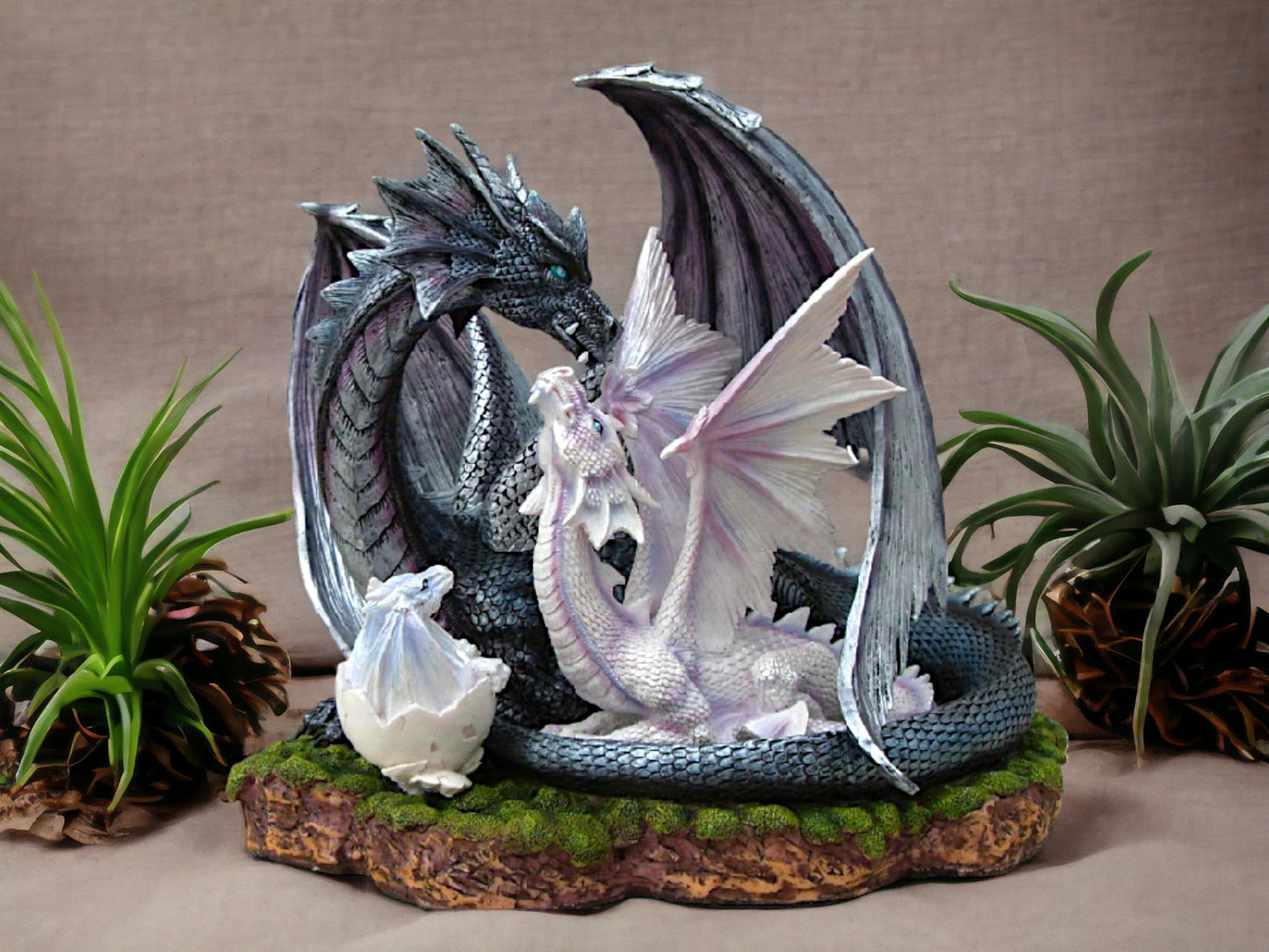 Sculpture de famille de dragons gardiens - Figurine de dragon en résine peinte à la main - Décor fantastique - Mère protectrice avec ses nouveau-nés