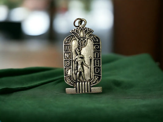 Ägyptischer Horus-Amulett-Anhänger, Talisman zum Schutz einer antiken Gottheit, bleifreier Zinnschmuck, mystische spirituelle Halskette mit Beutel und Kordel