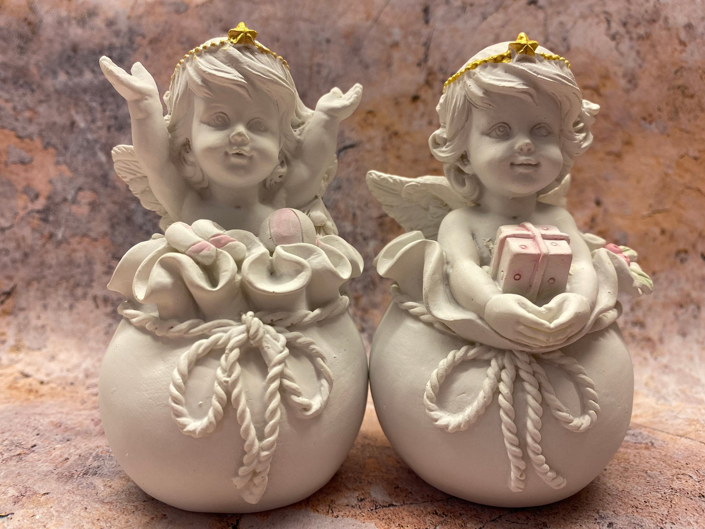 Cherub Twins with Gifts Figurines - Enchanting Pair of Angelic Resin Statuettes, Nostalgic Home Decor, Charming Indoor Ornament Set-Osiris Craftworks